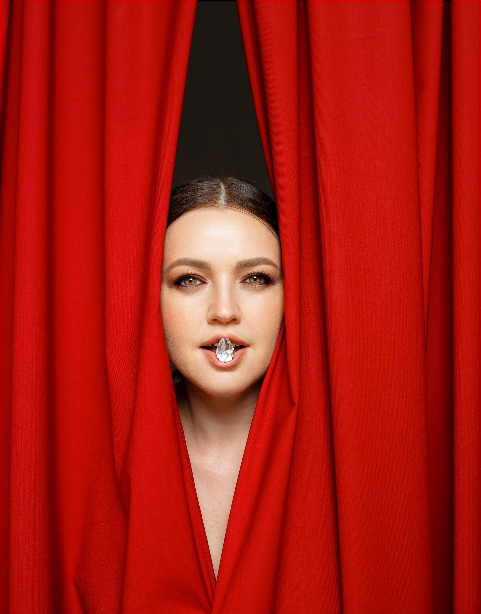 Индивидуальные женские фотосессии. Алина Нуриахмитова. Женский и fashion-фотограф в Казани и Москве