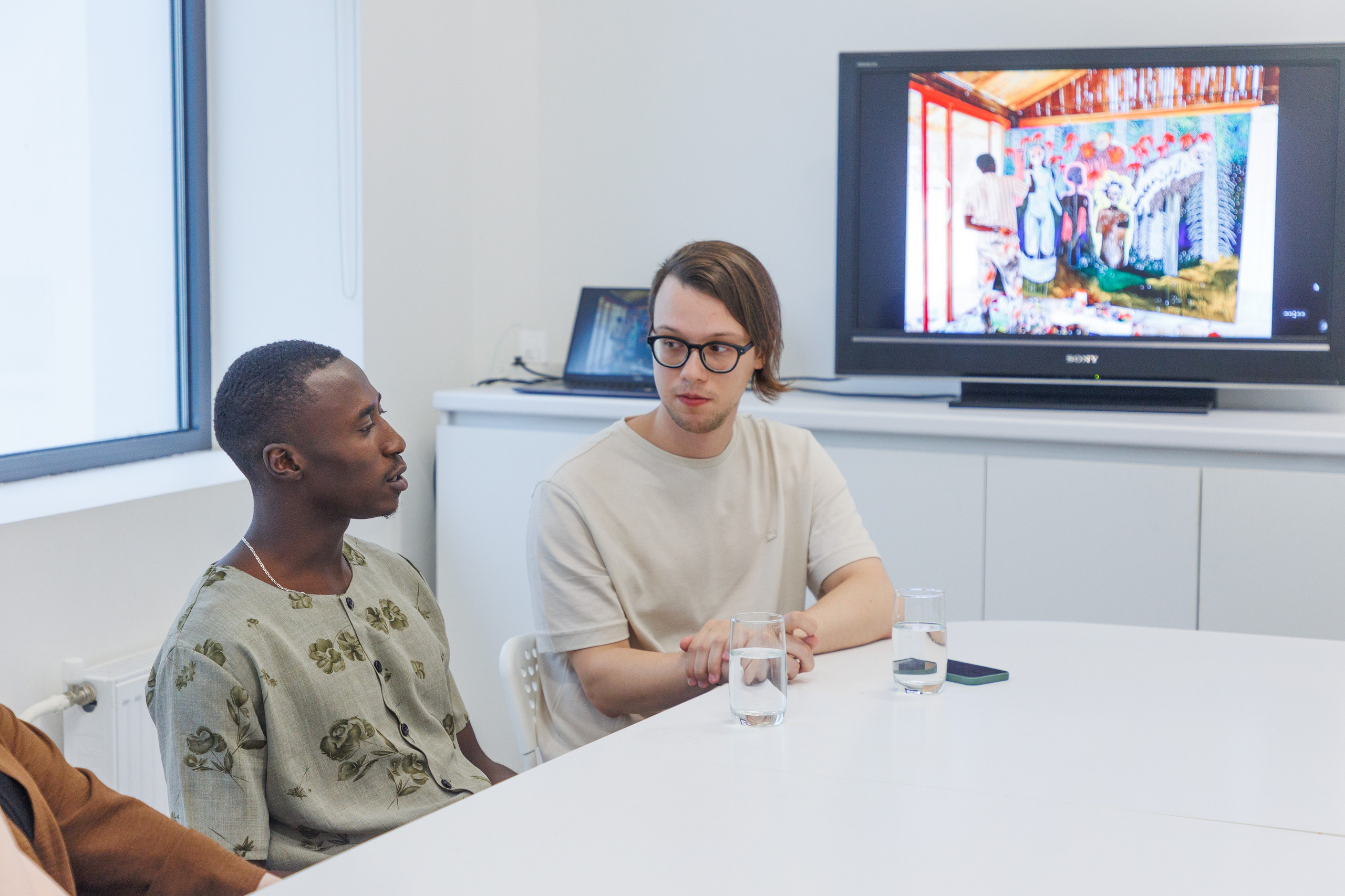 Творческая встреча Халифа Мане в КЦ «Волна». Фотограф городских и семейных событий Артем Карпухин