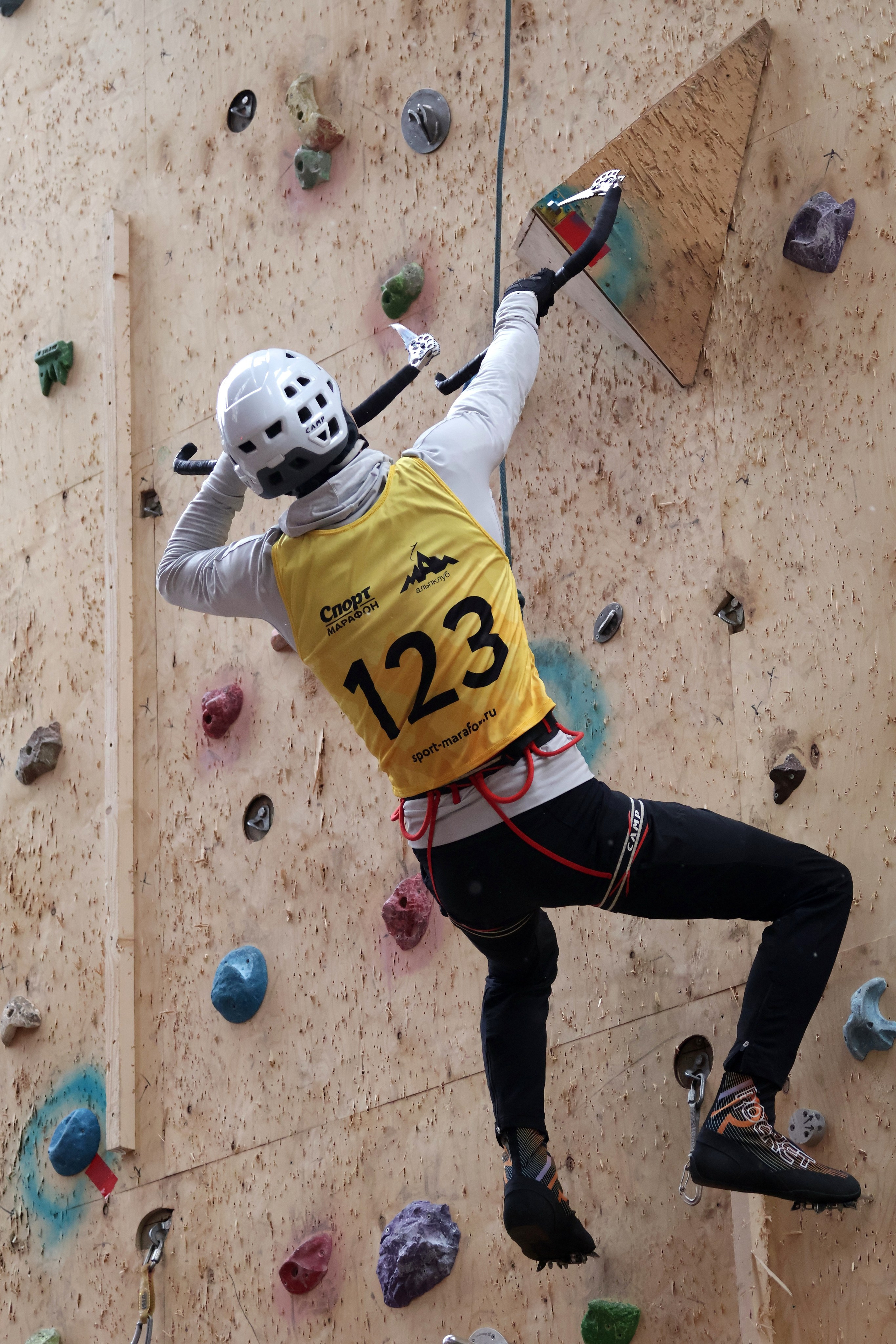 Чемпионат Москвы по ледолазанию. Спортивный и репортажный фотограф Ермакова Светлана