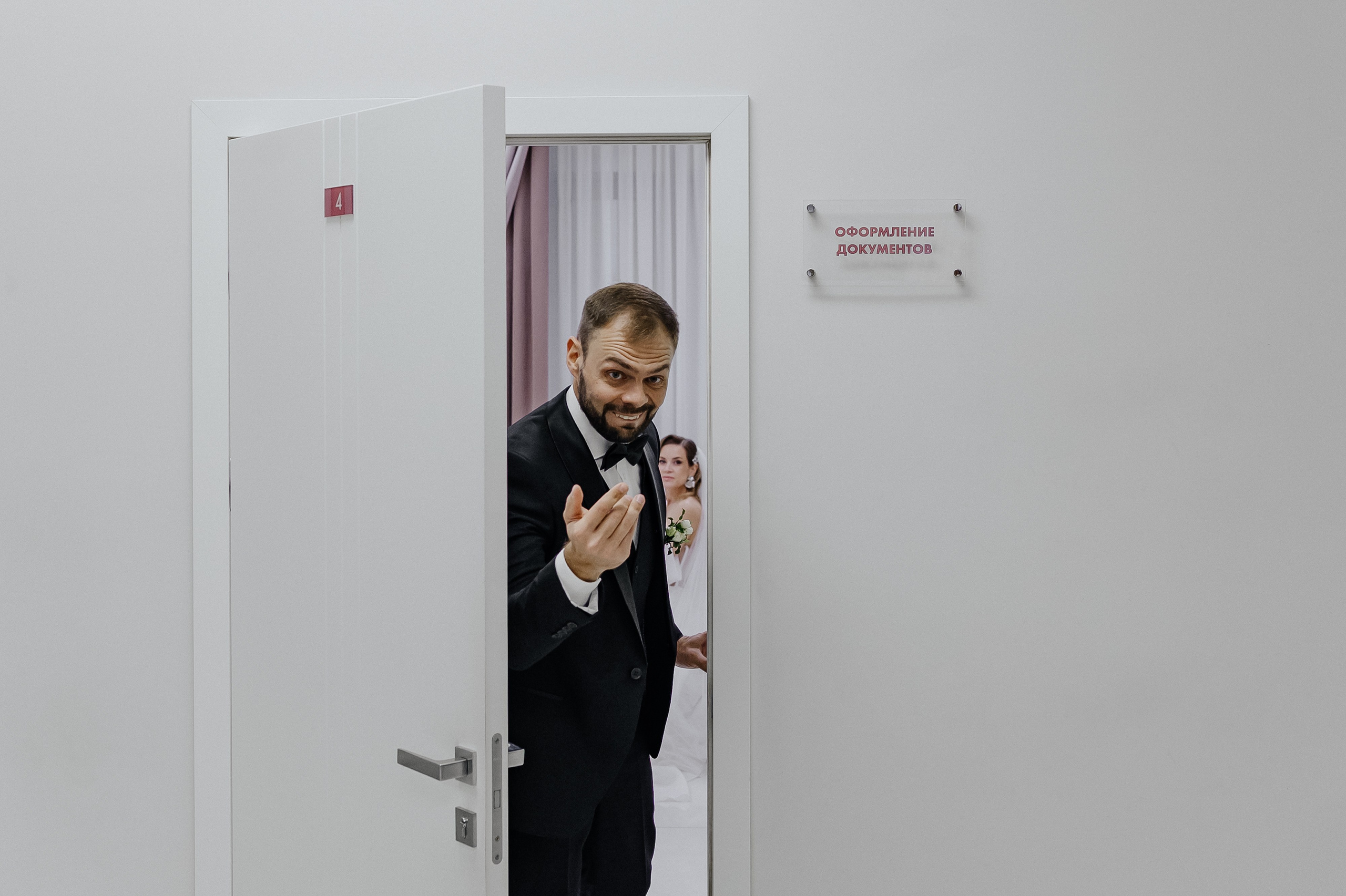 Свадебные сборы и фотосессия в отеле Милан. Свадебный фотограф Москва — Сергей и Татьяна