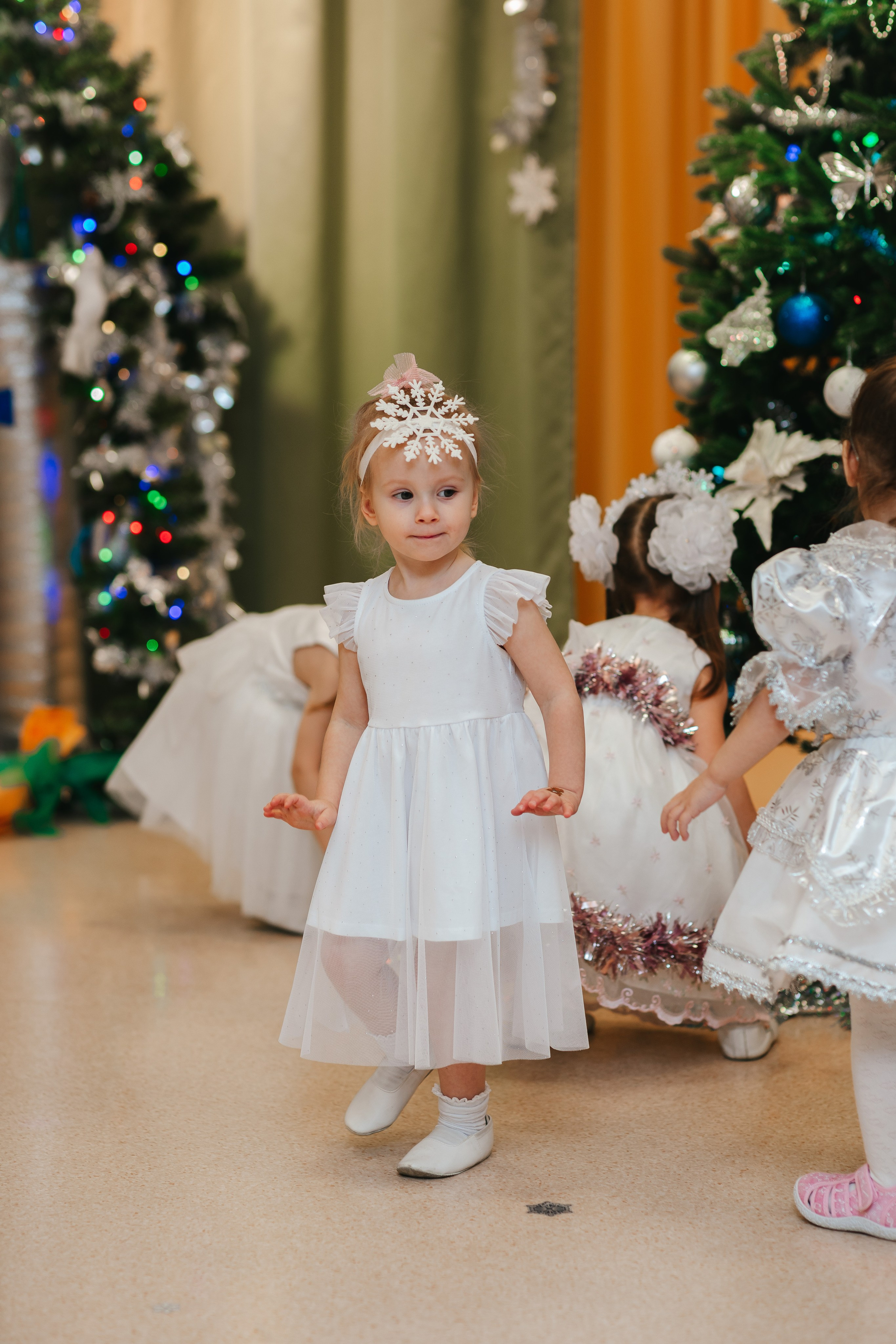 Новогодний утренник в младшей группе. Семейный lifestyle фотограф в Санкт-Петербурге Людмила Пахомова