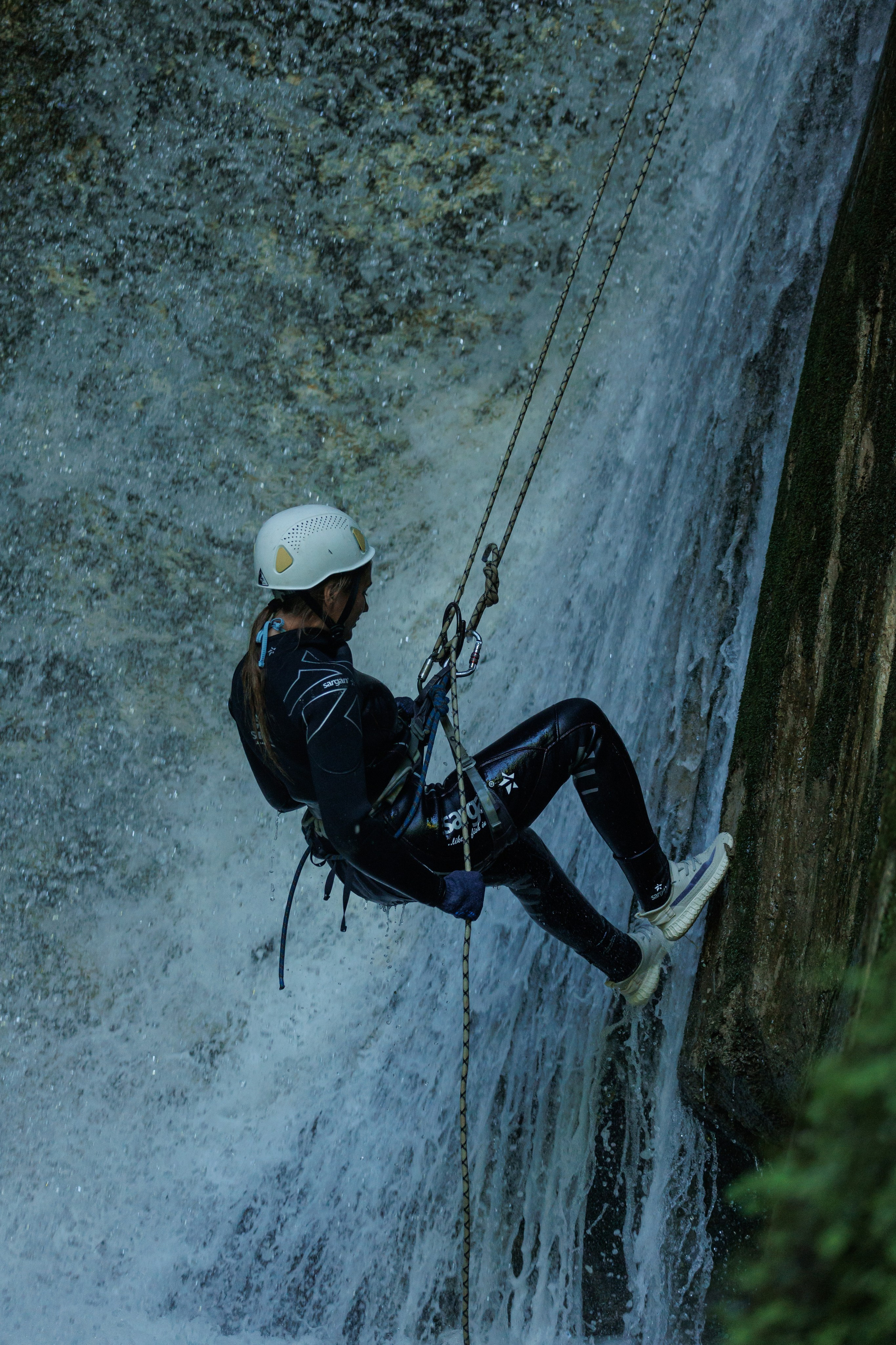 Каньонинг. Фотограф в Санкт-Петербурге и Москве Макс Спектор
