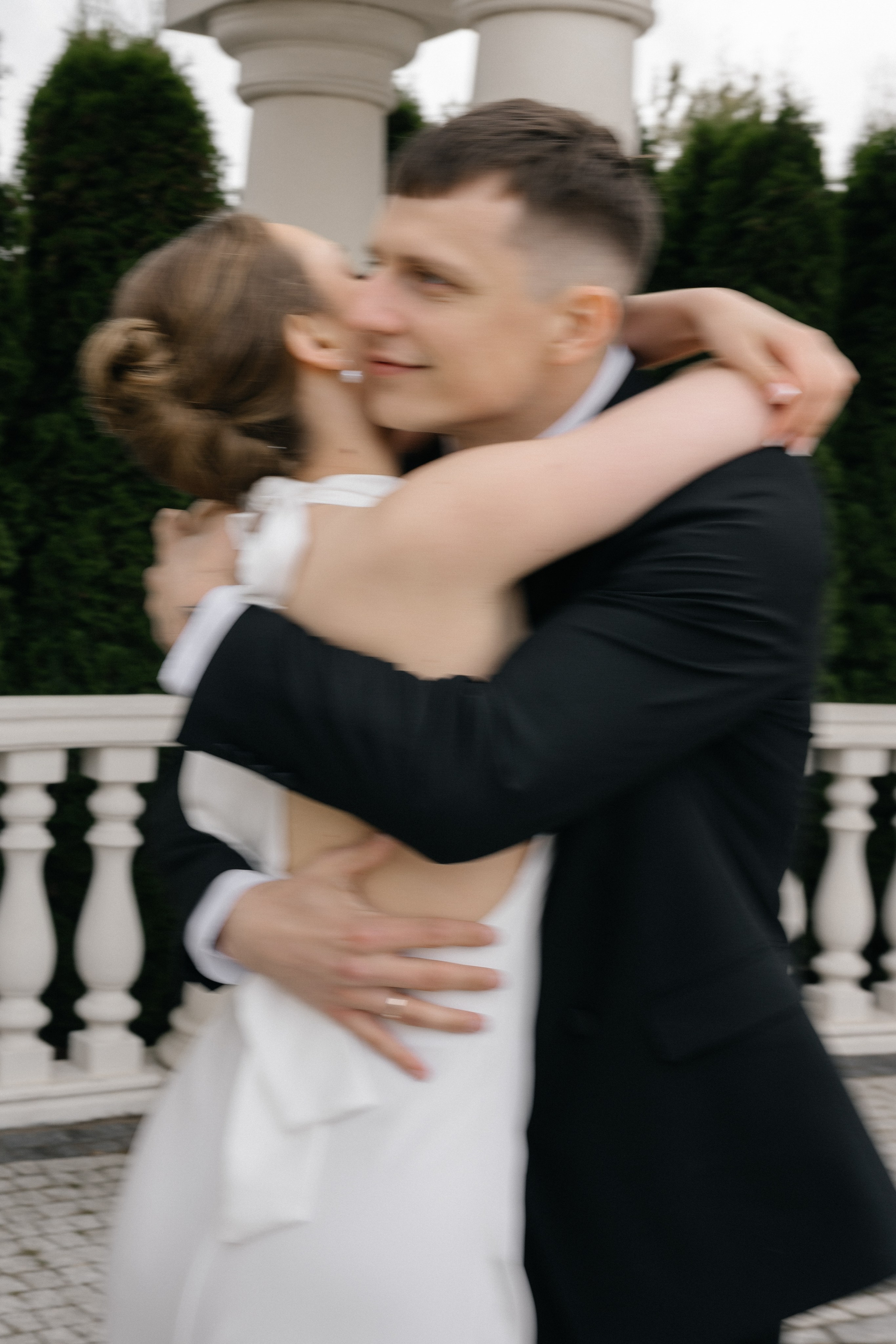 Wedding day in Martinique Bar. Wedding PHOTOGRAPHER Andrew Vnukov
