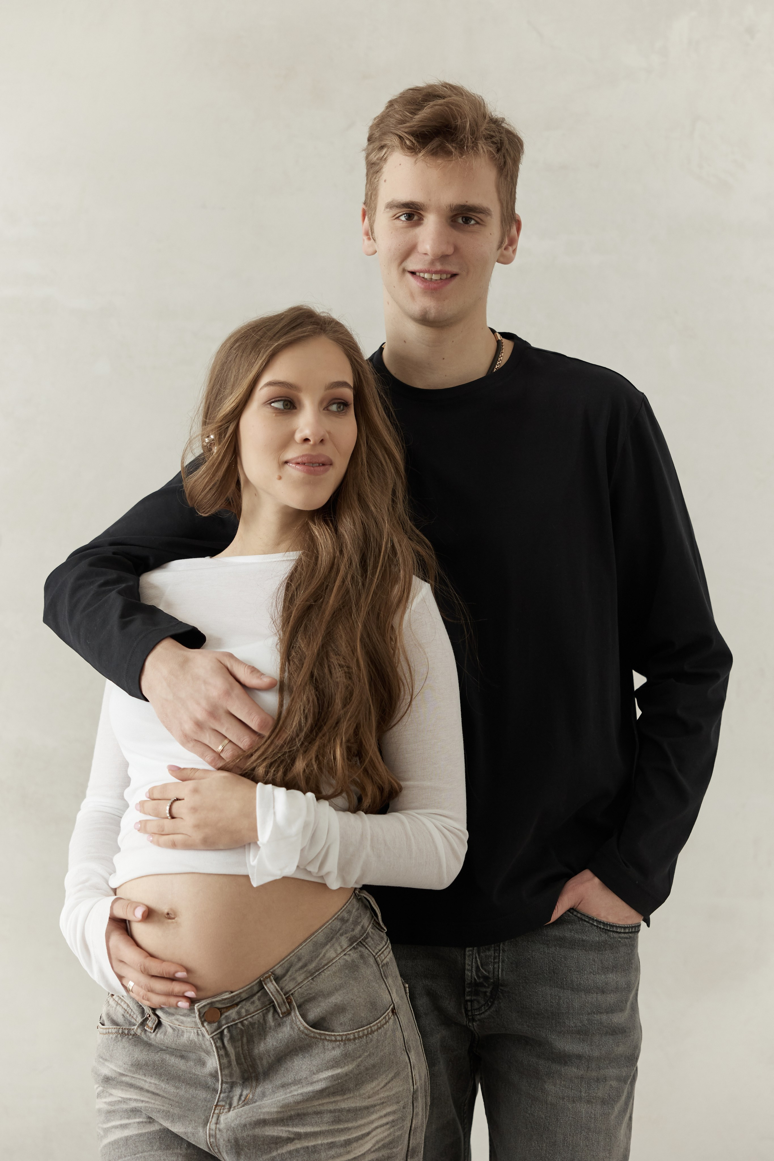 Дарья с мужем. Семейный фотограф и фотограф беременности во Владивостоке