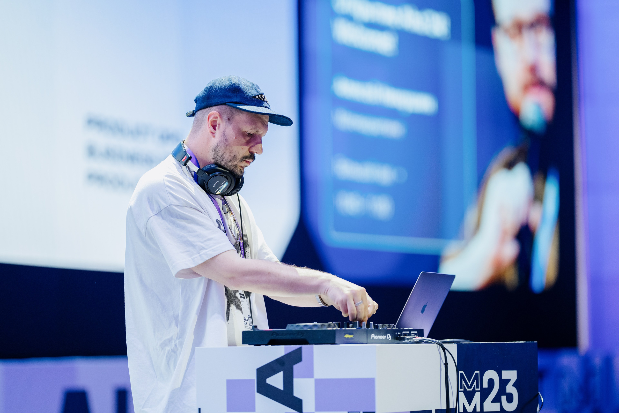 Aha! — 6 июня 2024. Фотобанк Матемаркетинг