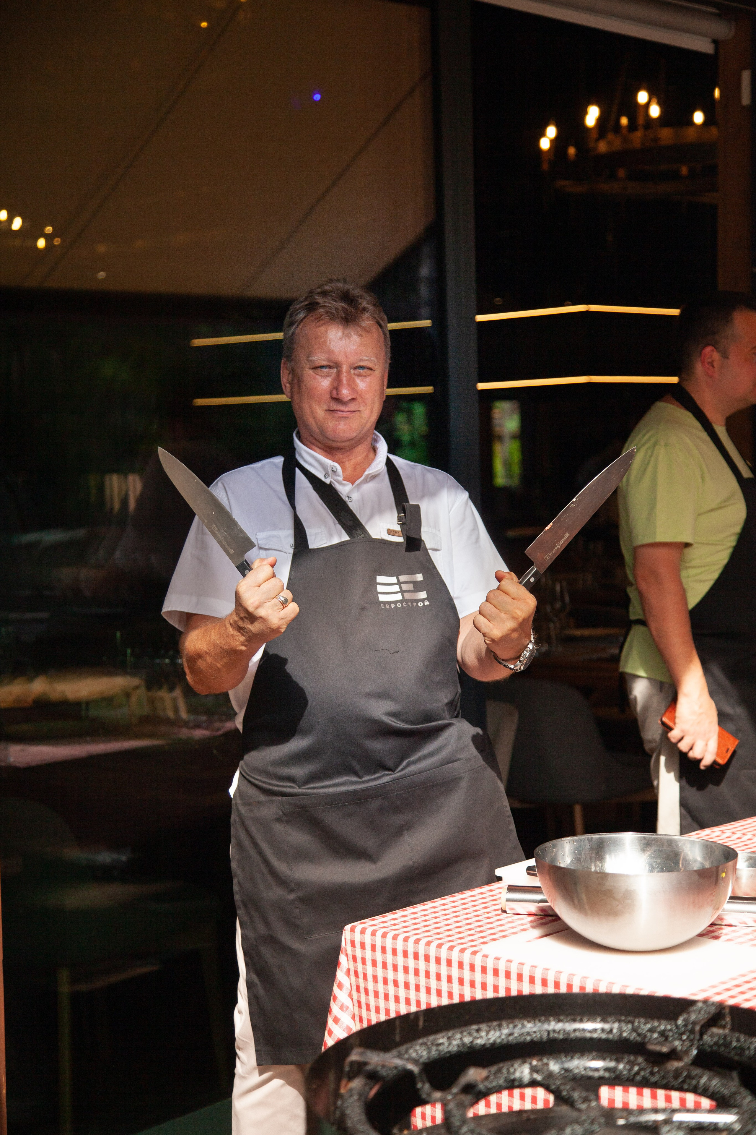 Еврострой — День строителя. Двойняшки-фотографы Анна и Анастасия в Санкт-Петербурге