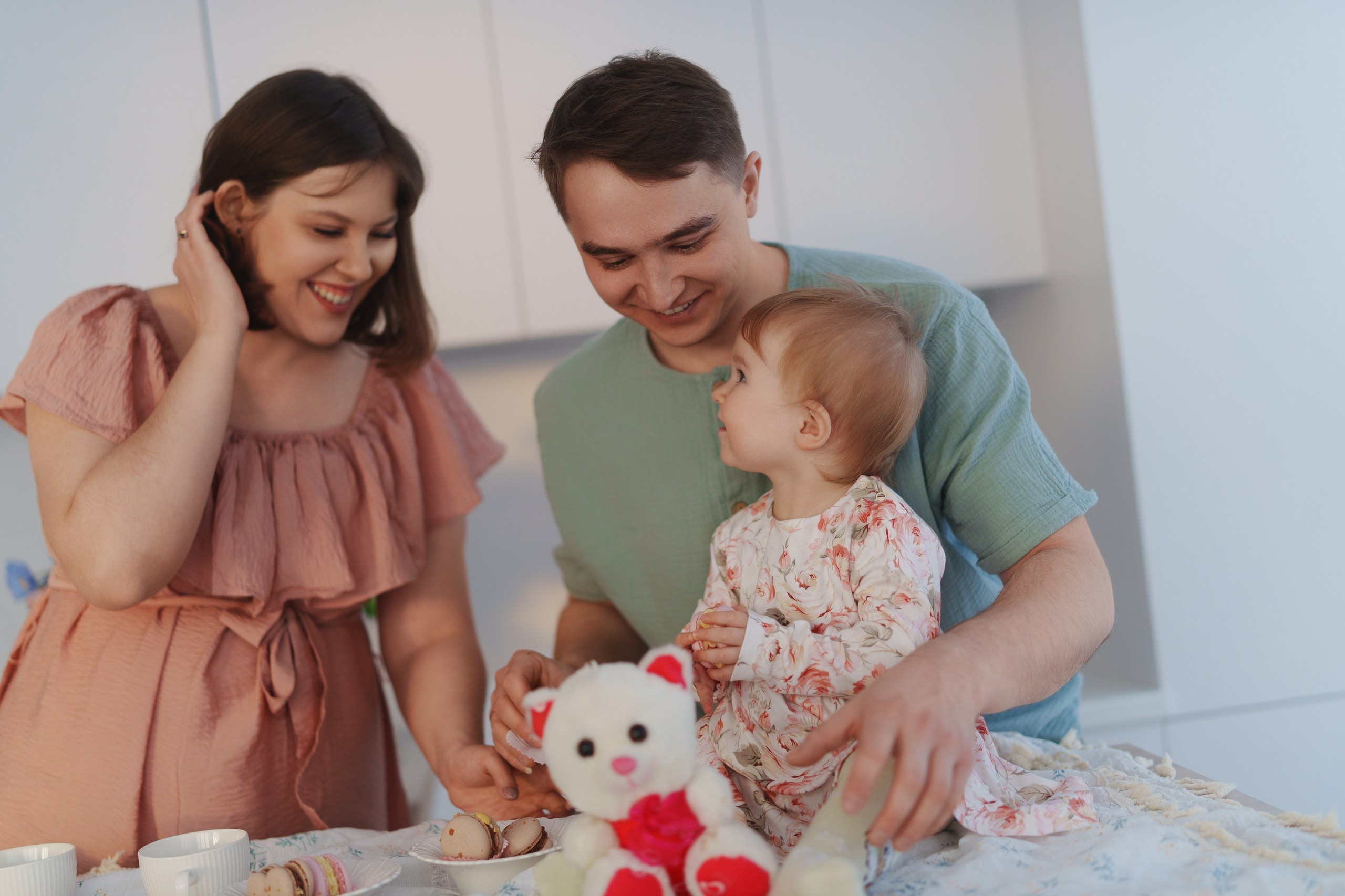 Семейная фотосессия в студии Estetic Home в Уфе — подарочный сертификат на фотосессию