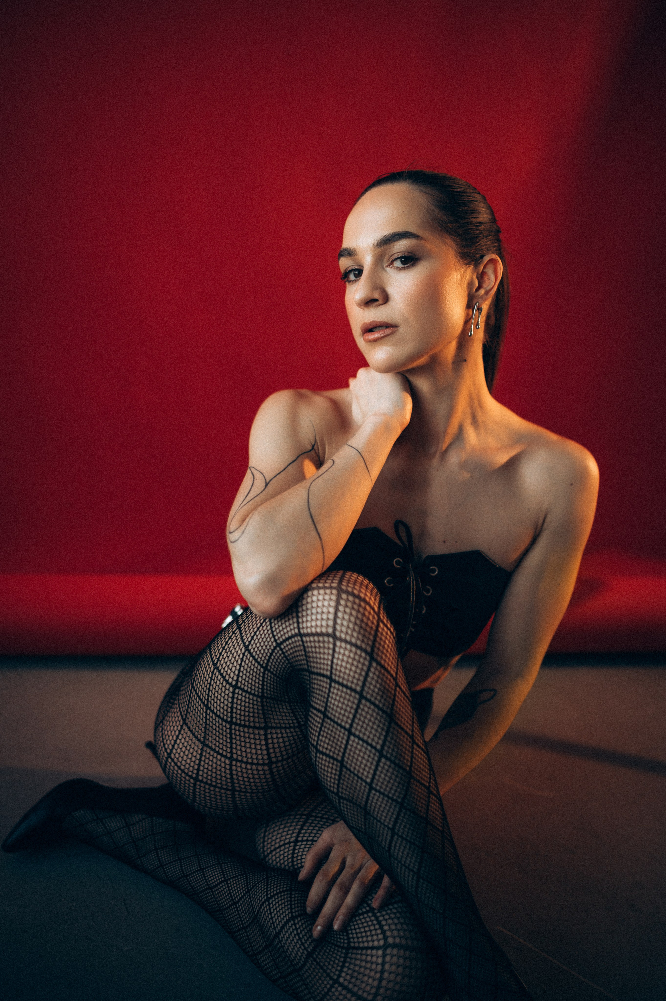 Дерзкая фотосессия в студии. Фотограф Алексин, Тула