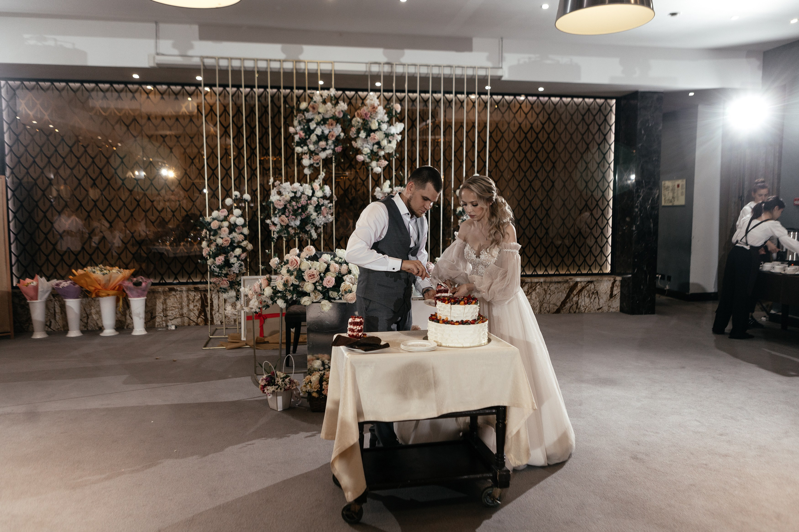 Свадебный фотограф Уфа — Руслан ГабдлисламовЖивые эмоции, красивые кадры, воспоминания на всю жизнь.Работаю по всей Республике Башкортоста. Свадебный фотограф Уфа Руслан Габдлисламов