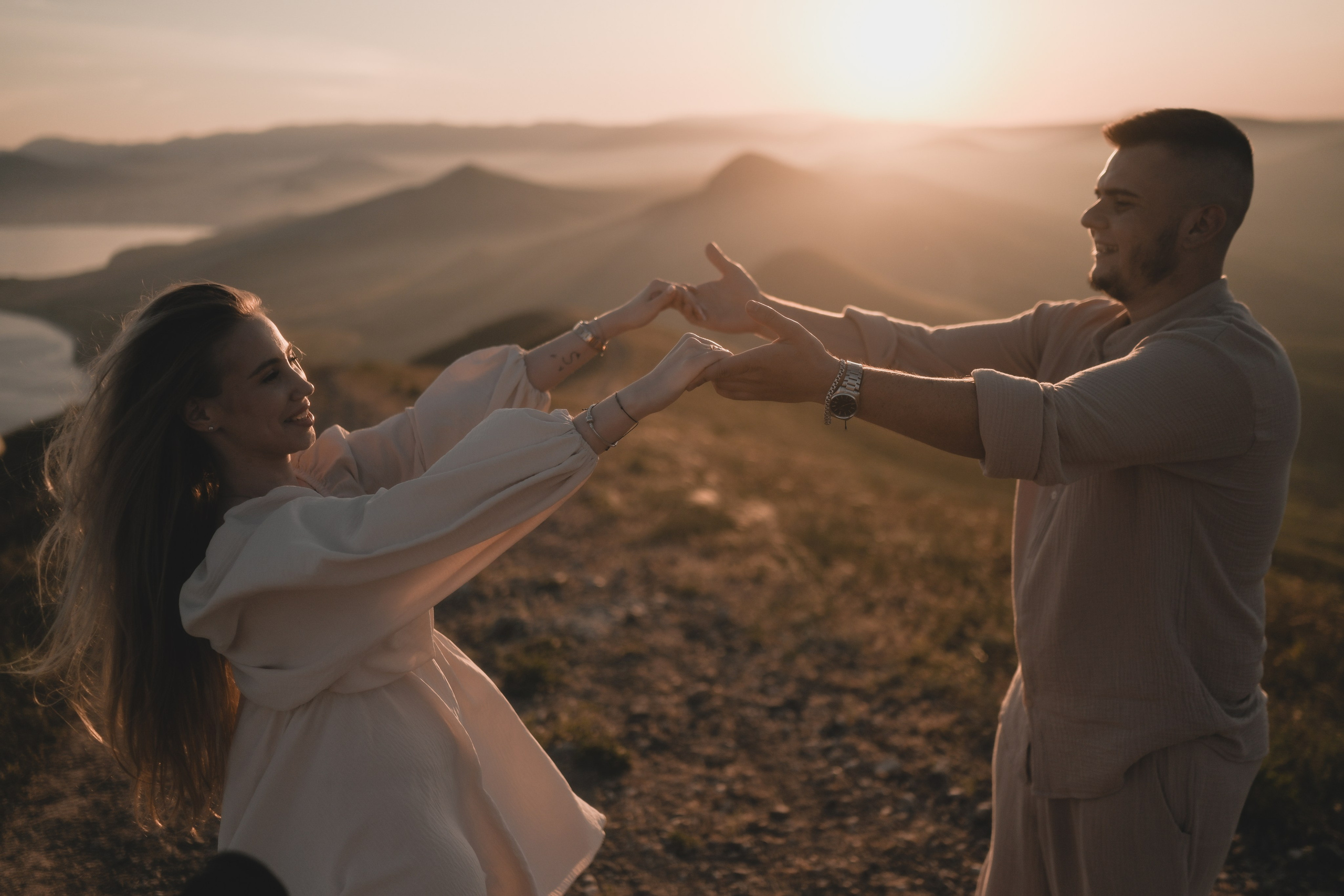 Love story фотосессия  ,фотосессии, фотография пары, фотосессия для пары Море , Крым , фотосессия лов стори , love story, идея для love story фотосессия горы , джан кутаран ,свадебный фотограф ,фотограф Крым ,фотосессия Крым  Свадебная фотосессия, позы для свадебной прогулки, жених и невеста, свадьба Фотосессия пары, love story, фотосессия в поле, летняя фотосессия, любить, идеи фотосессии пары