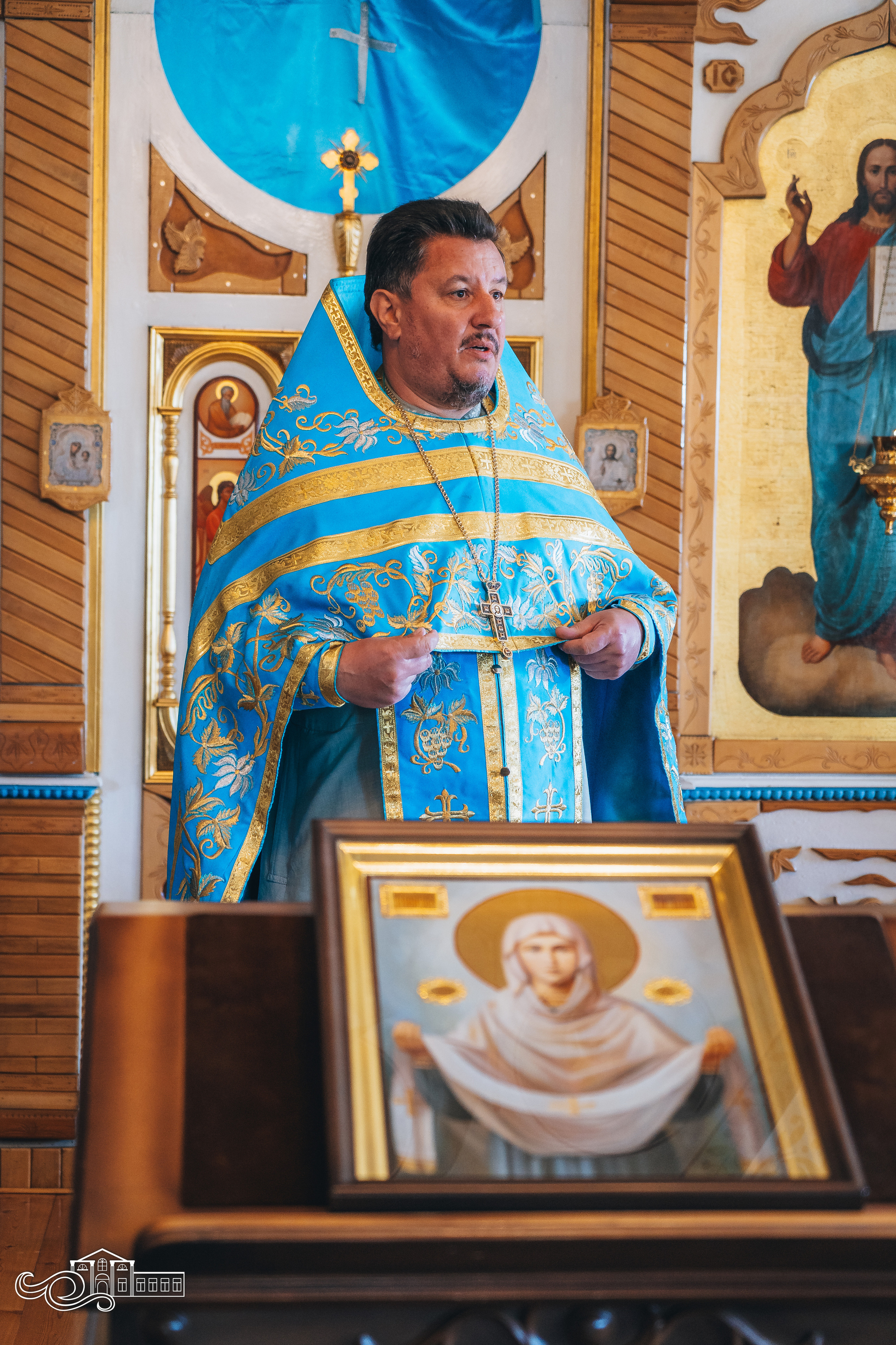 Покров Пресвятой Богородицы. Новотитаровский Дом культуры