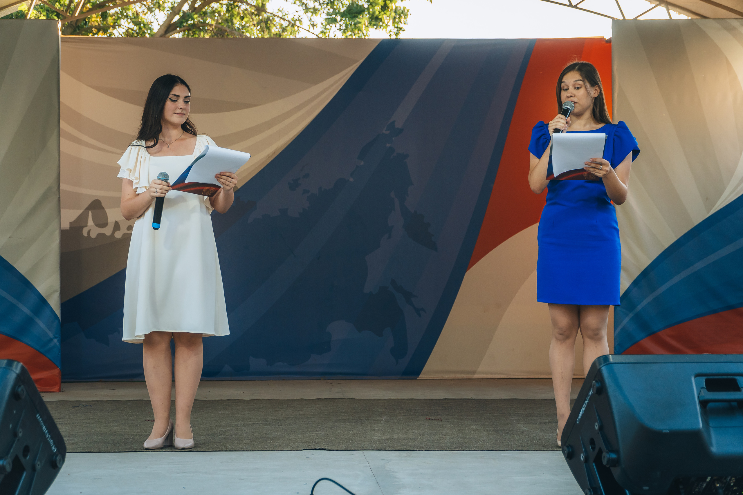 Песни под флагом России. Новотитаровский Дом культуры