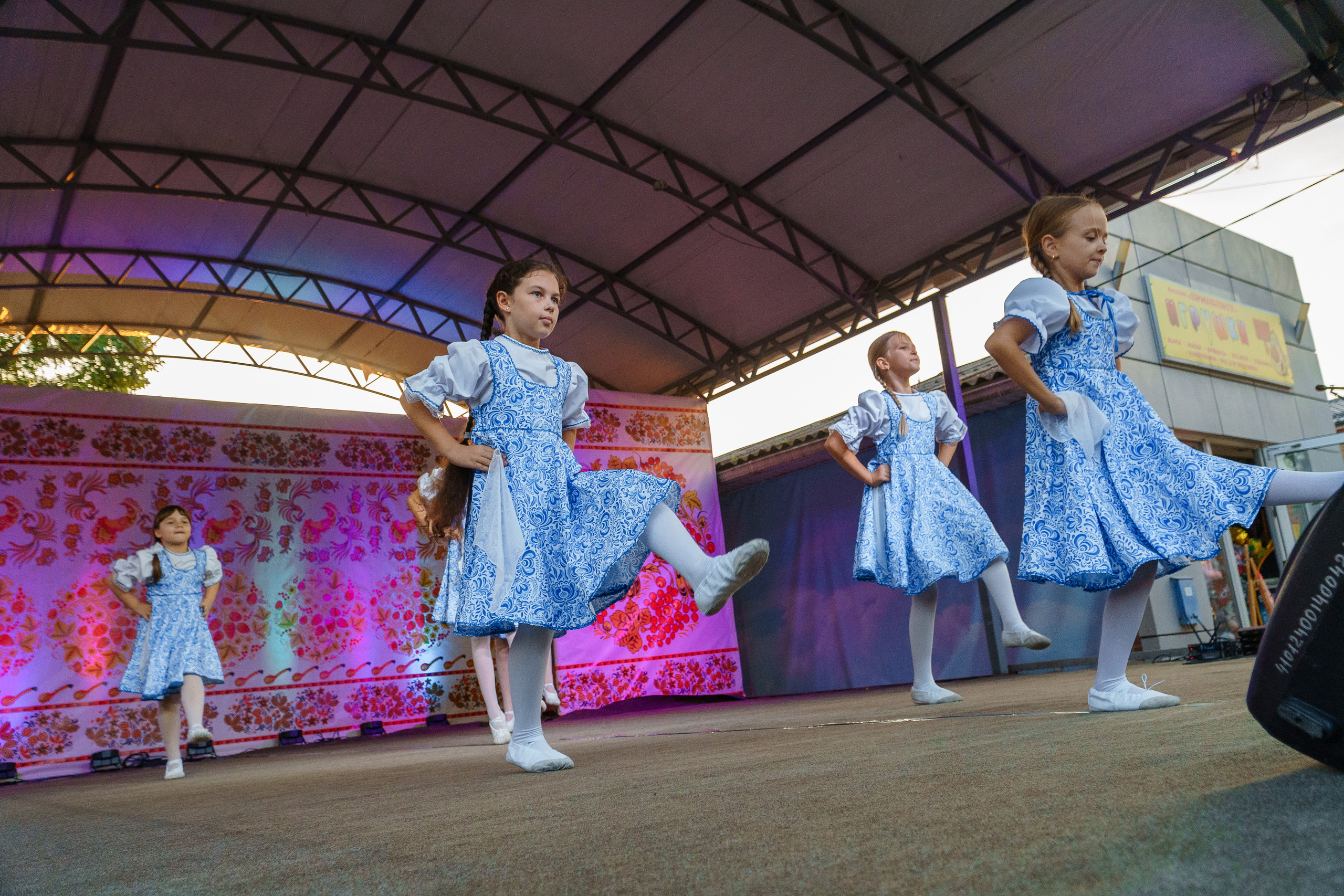 «Кубань моя, пою твою красу». Новотитаровский Дом культуры