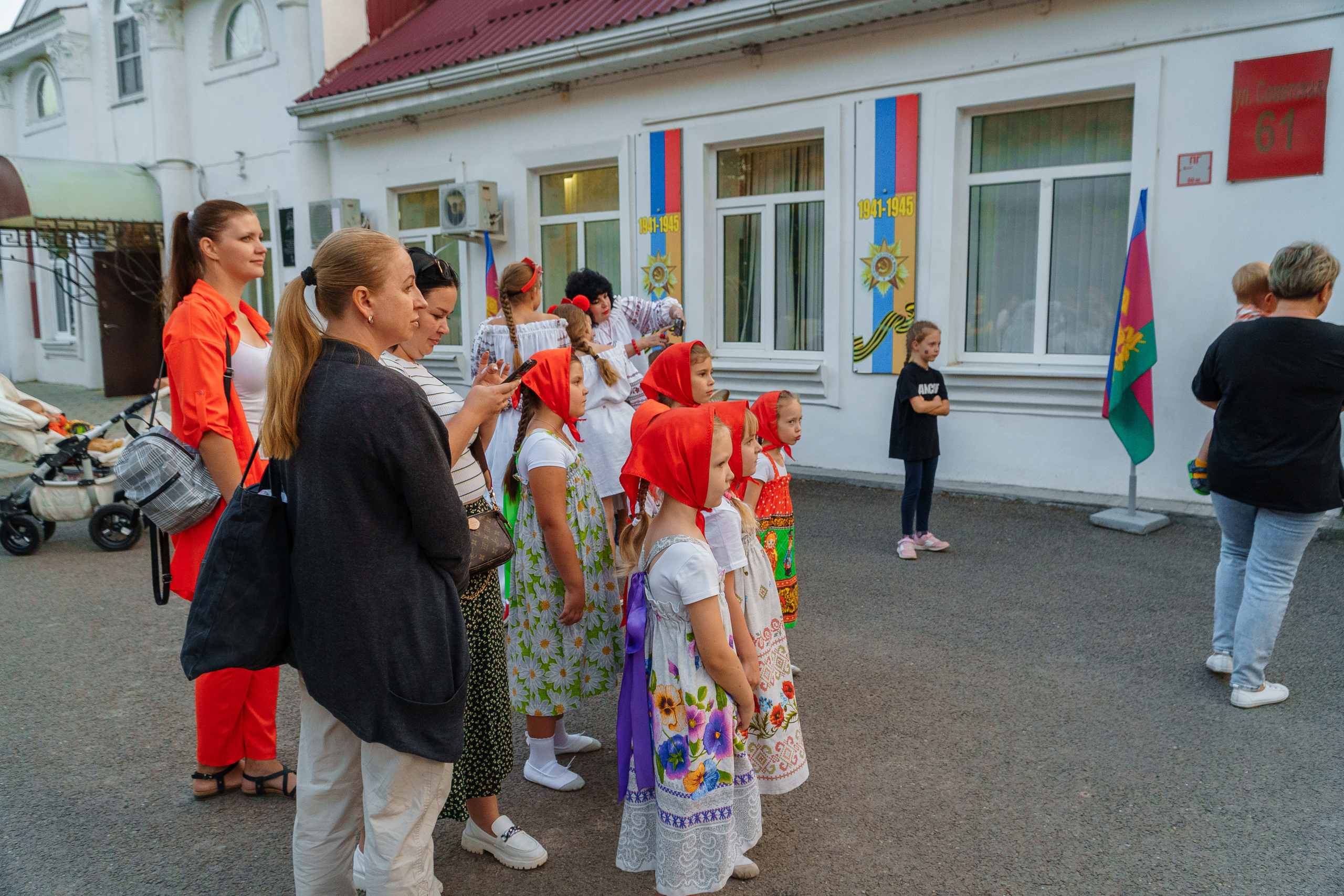 «Кубань моя, пою твою красу». Новотитаровский Дом культуры