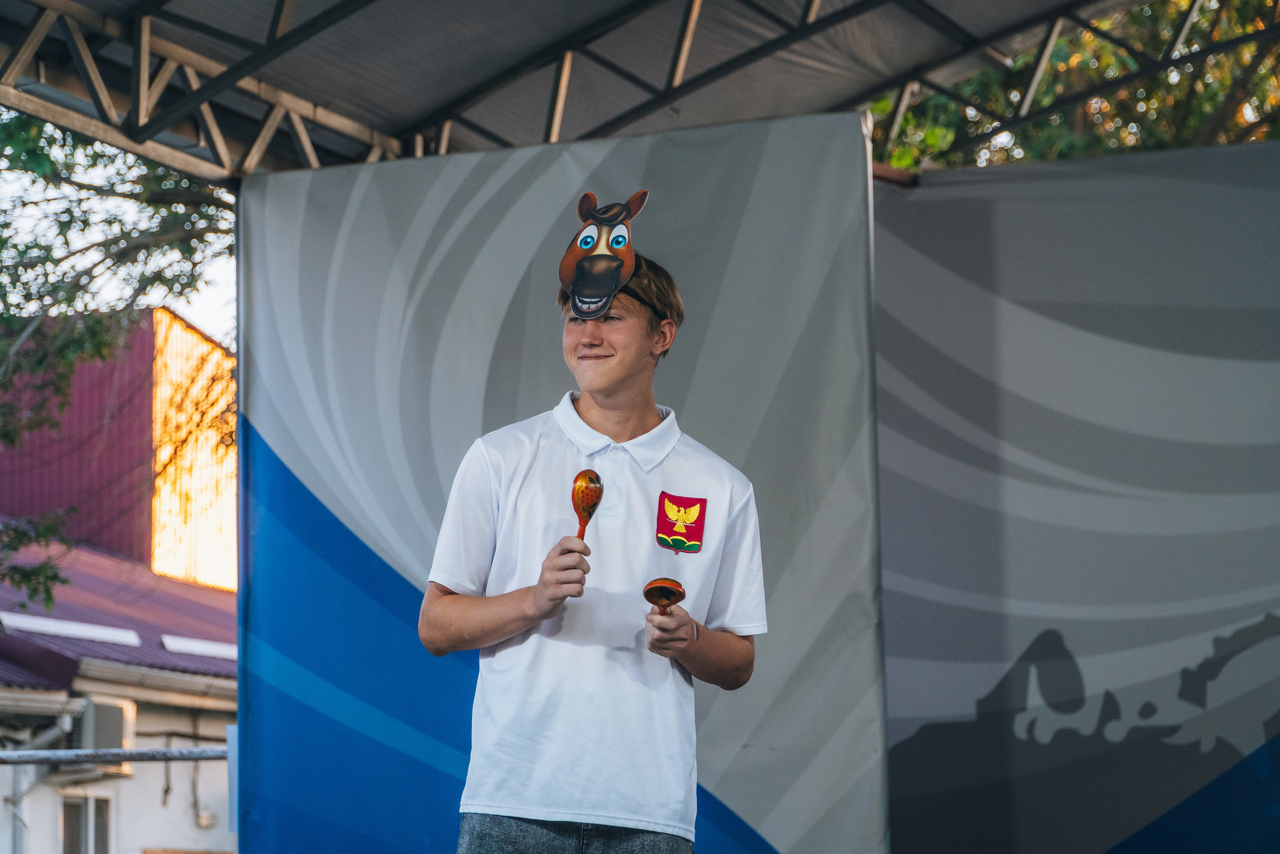 Песни под флагом России. Новотитаровский Дом культуры