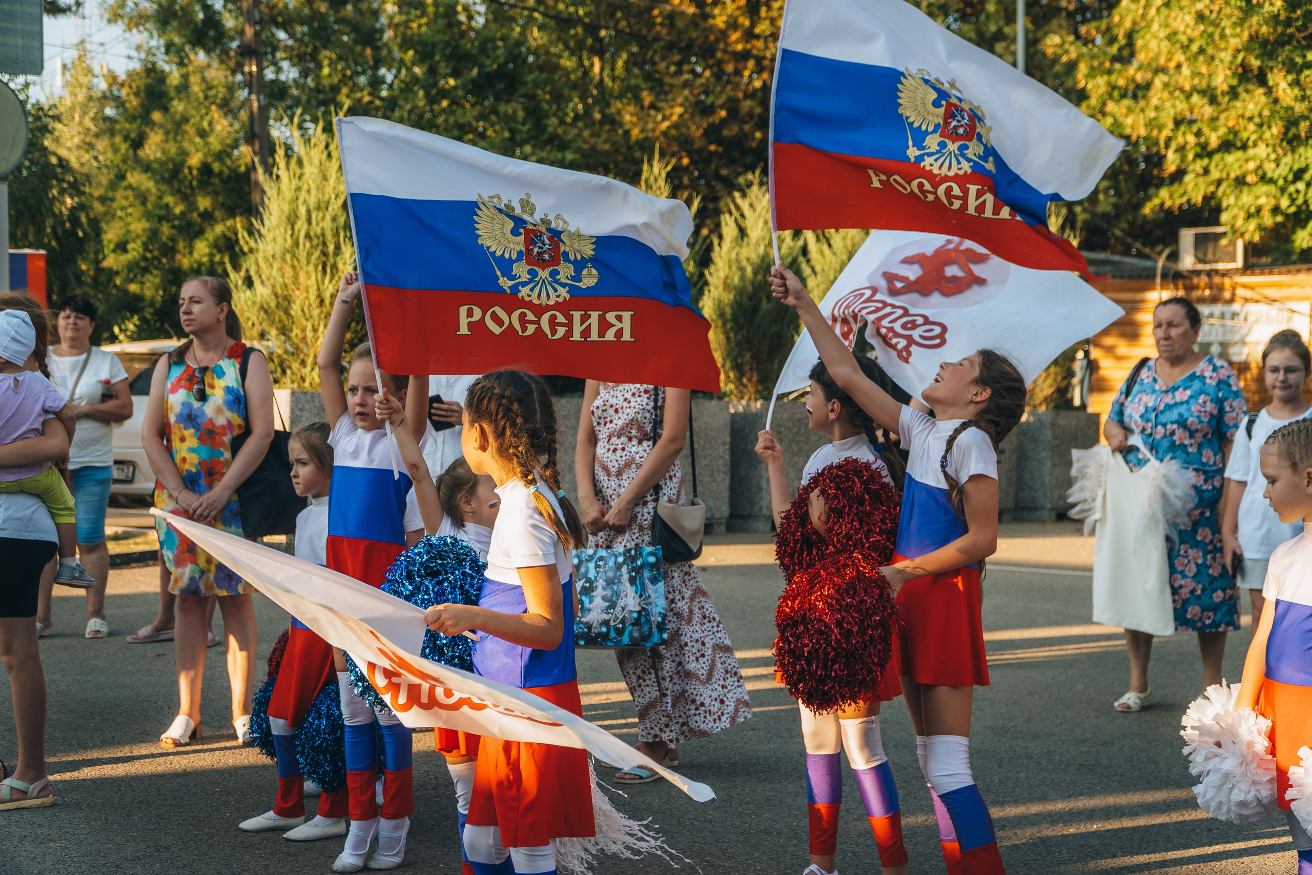 Песни под флагом России. Новотитаровский Дом культуры