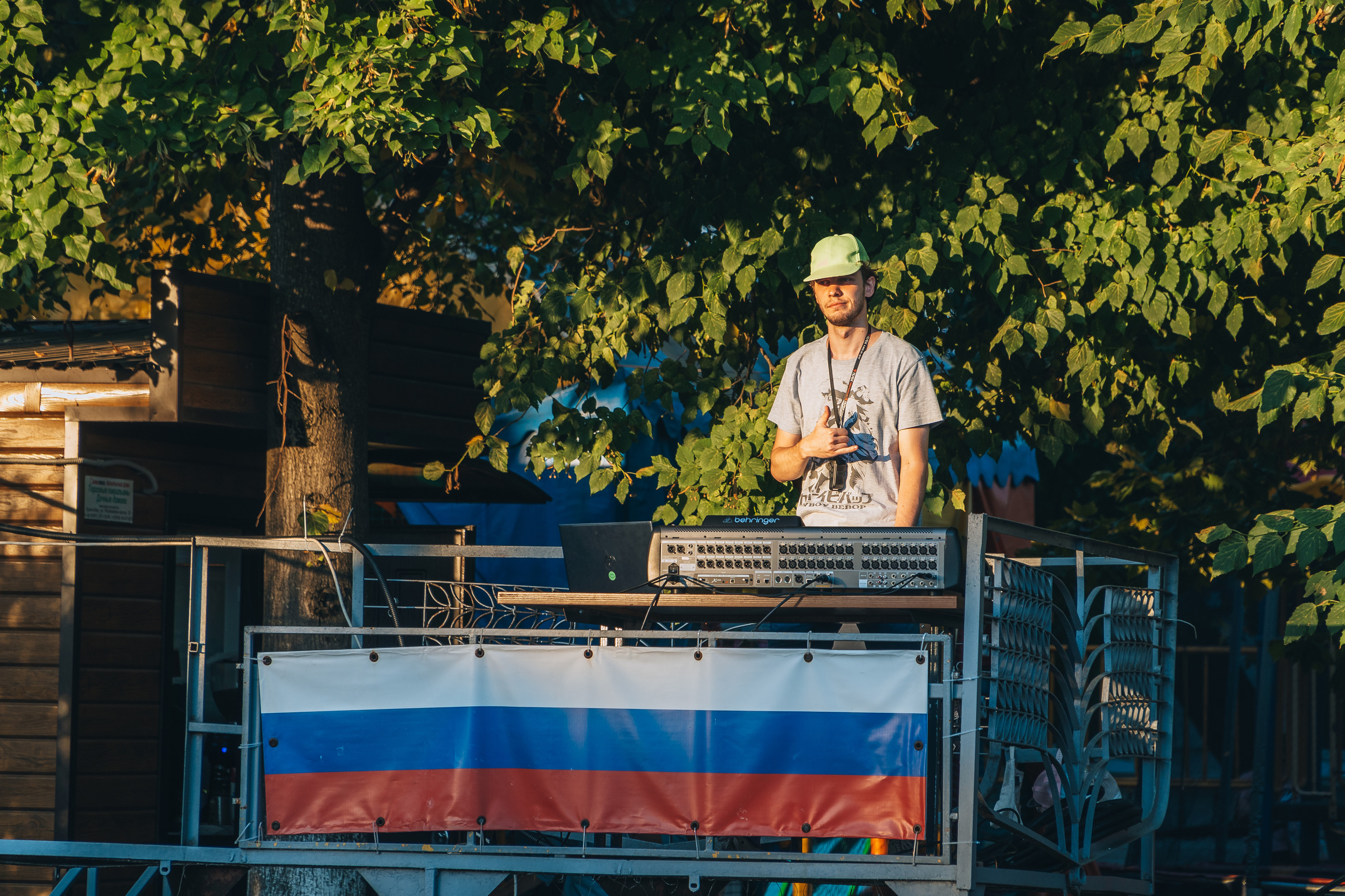 Песни под флагом России. Новотитаровский Дом культуры