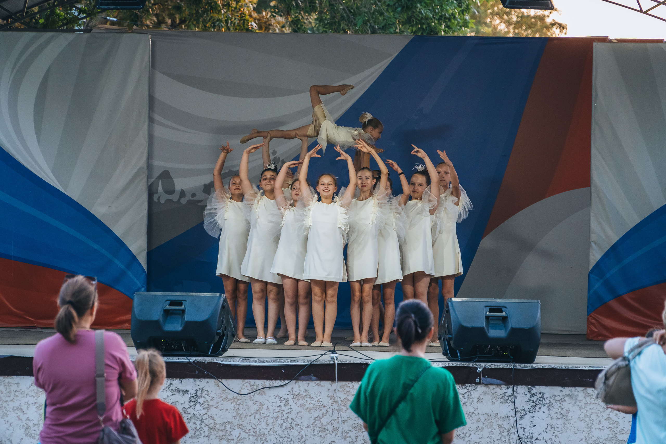 Песни под флагом России. Новотитаровский Дом культуры