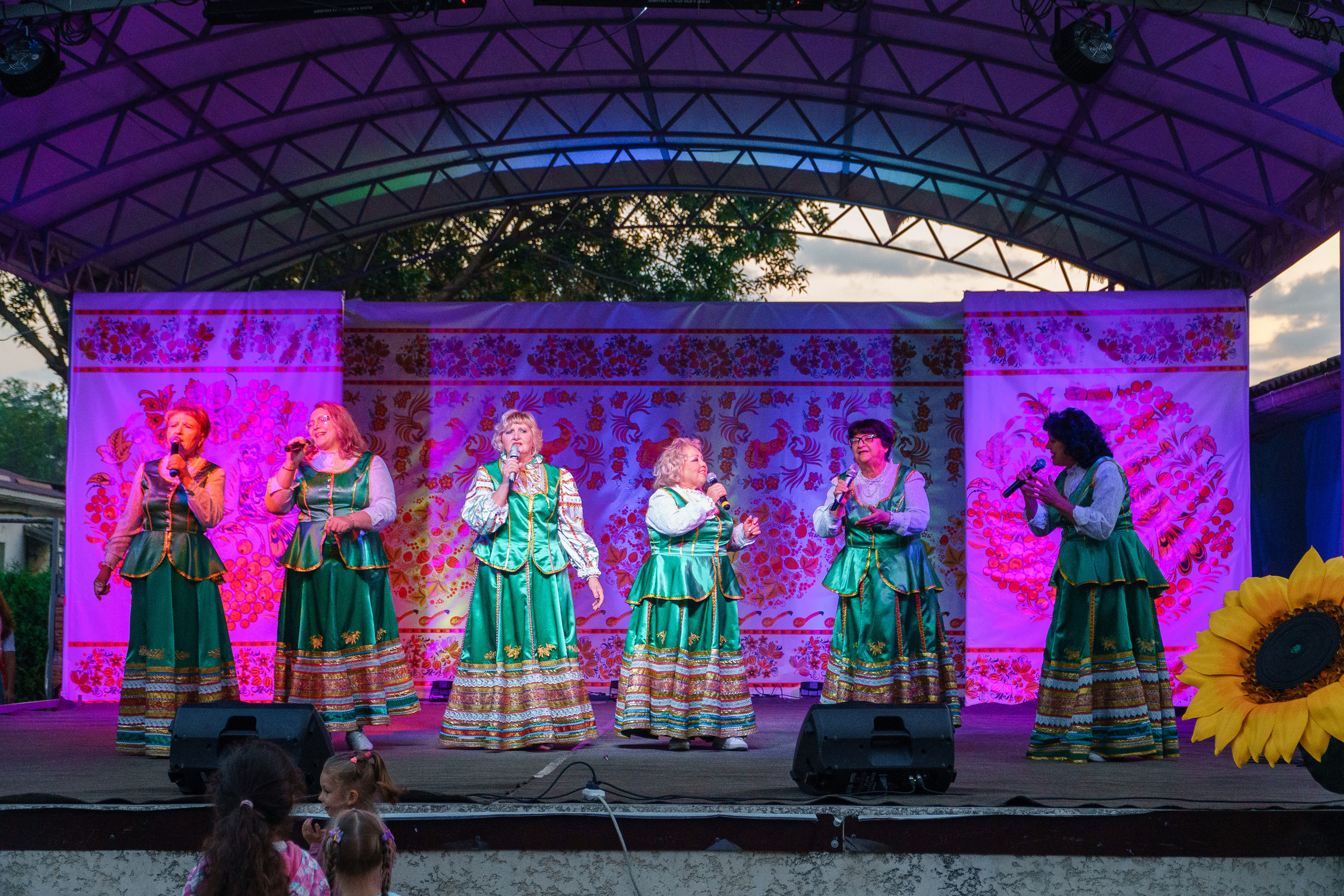 «Кубань моя, пою твою красу». Новотитаровский Дом культуры