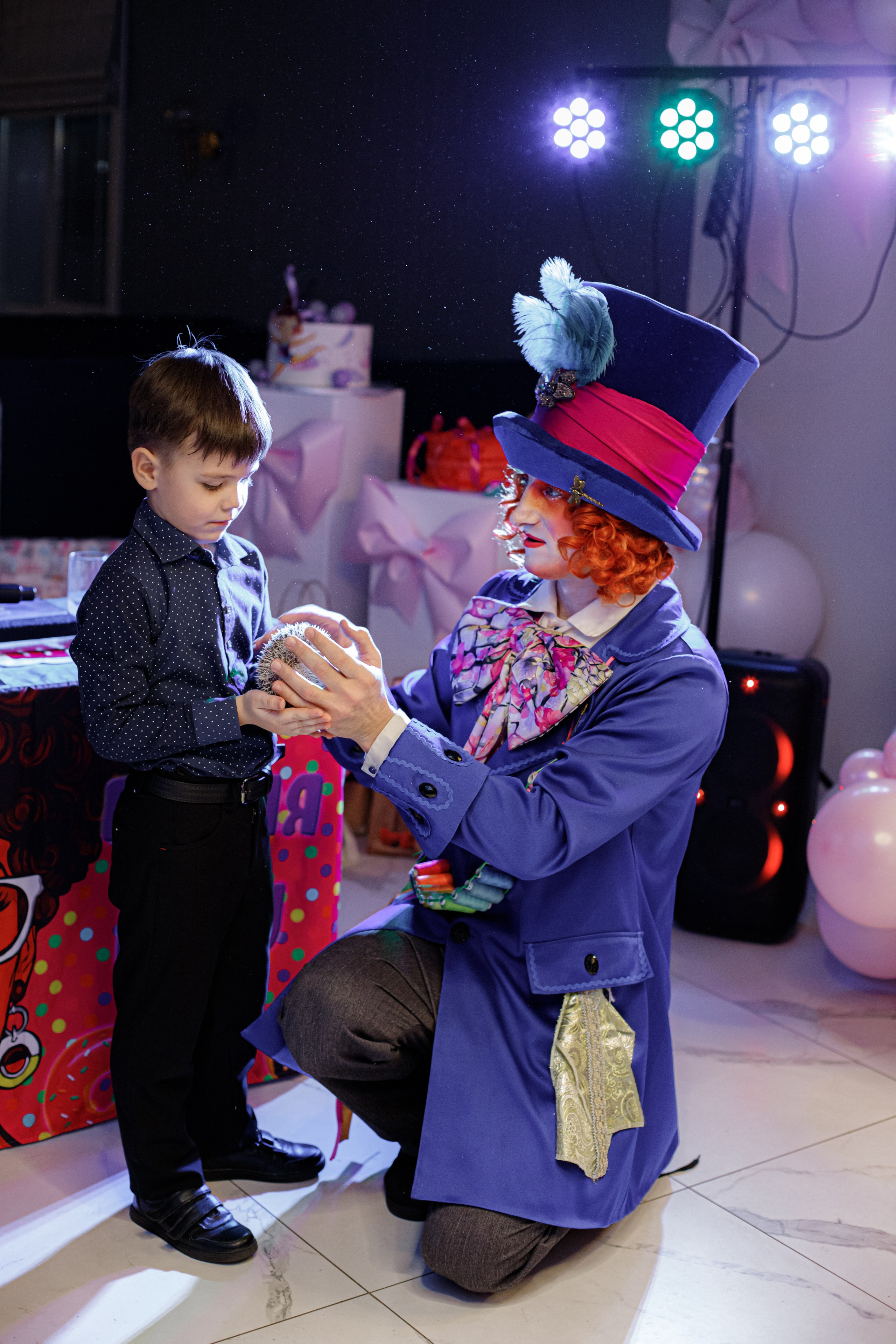 ASIA'S BIRTHDAY PARTY. Photokarish