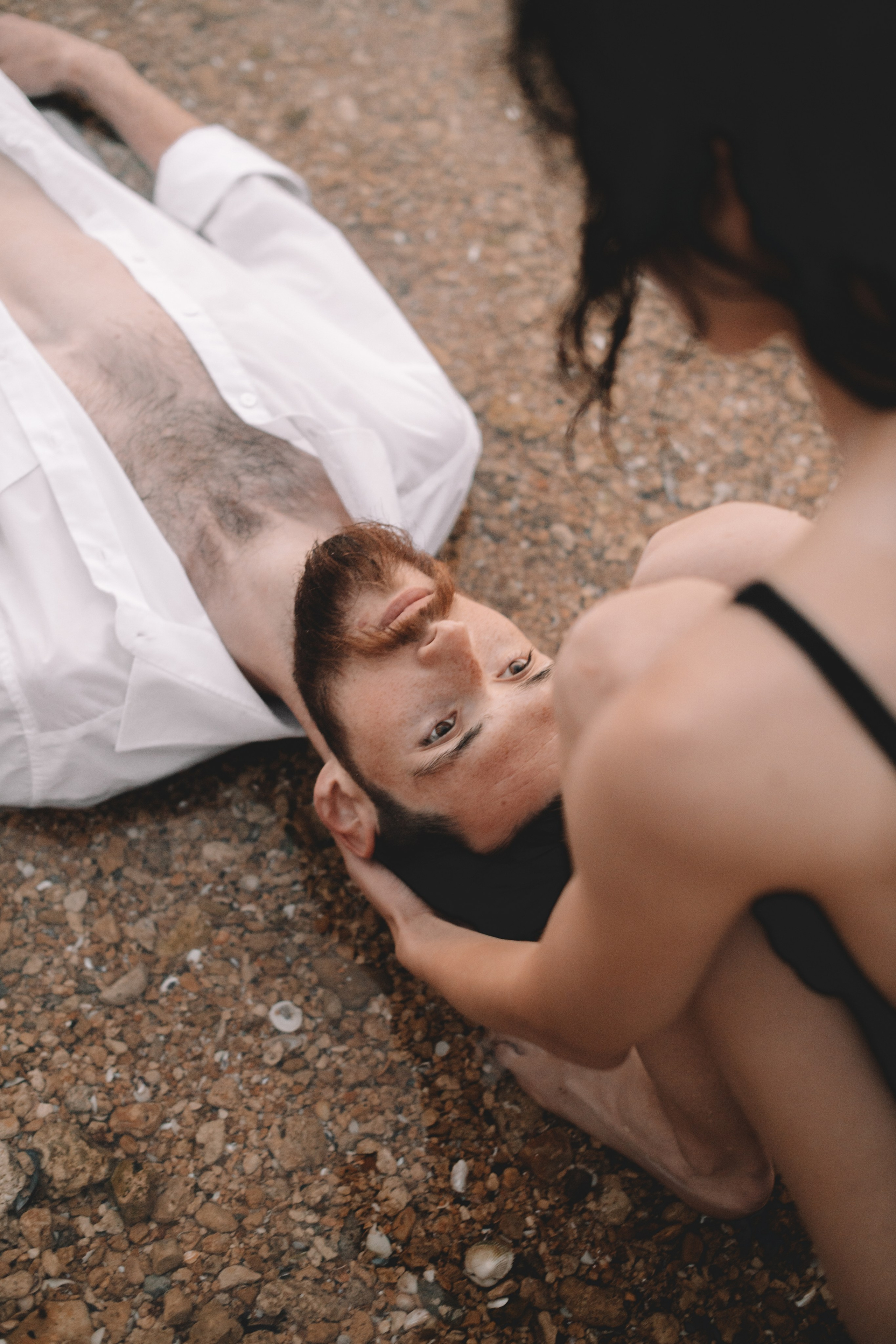 Свадебная фотосессия в Щелкино ,Бухта Космонавтов. Выездная церемония на берегу моря Крым. Свадебный и семейный фотограф и видеограф, Крым, Москва, Санкт -Петербург