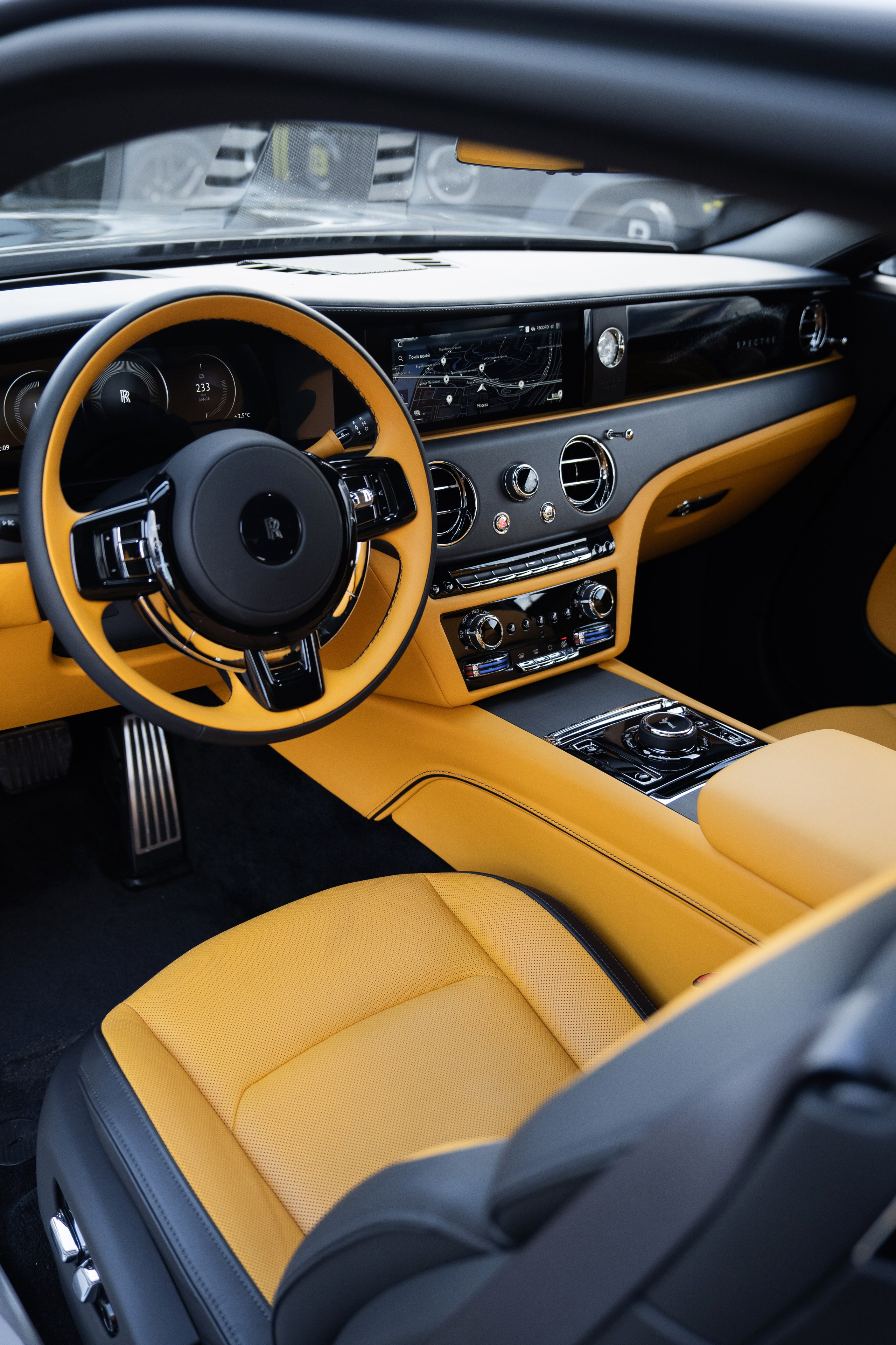 Rolls-Royce Spectre. Автомобильный фотограф Светлана Усова