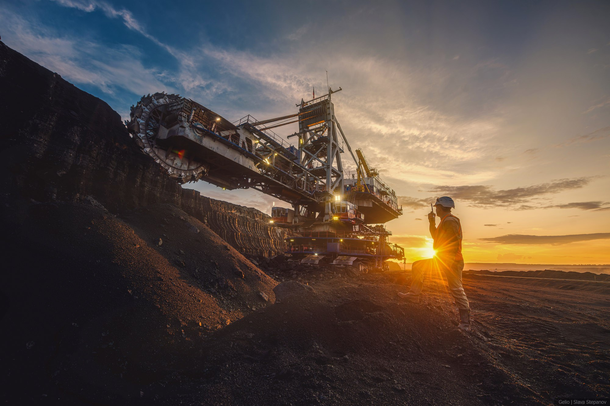 Добыча. Фотограф Слава Степанов, Gelio