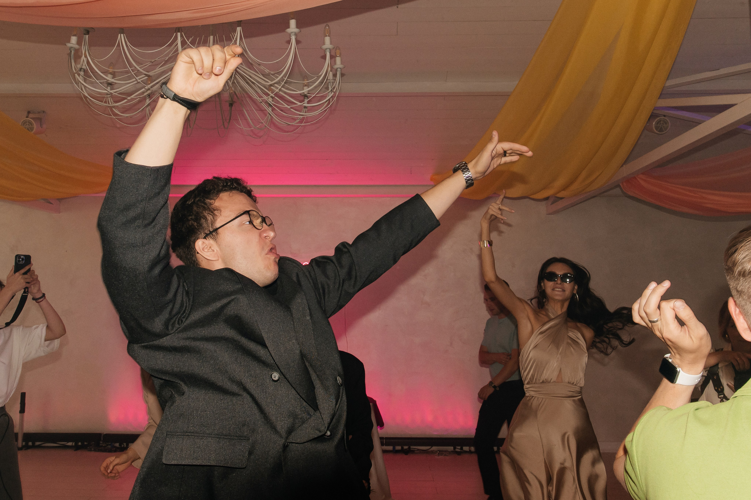 ANONS. Мария — Свадебный фотограф