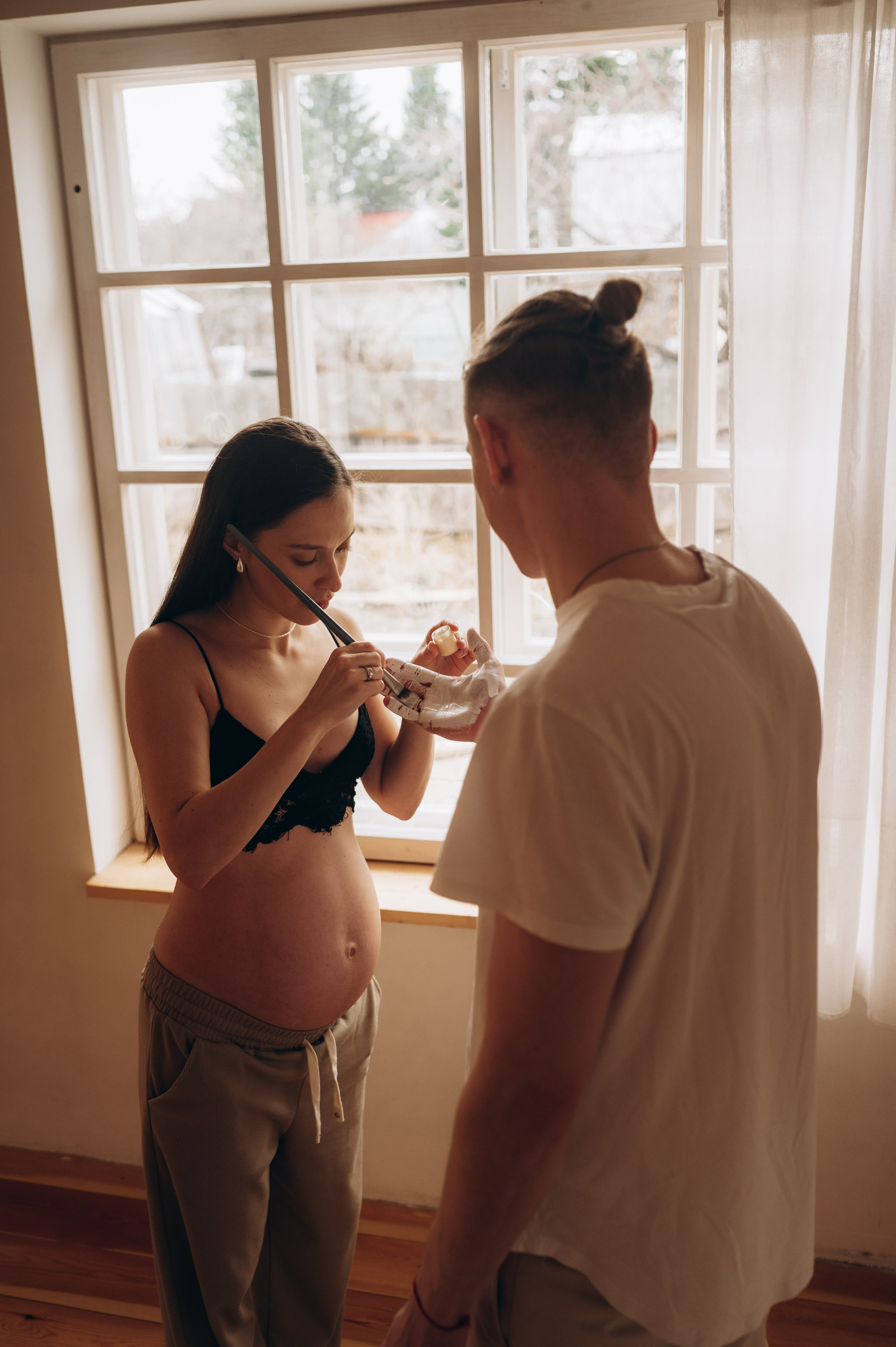 Беременность (студия Дача). Семейный фотограф Тюмень