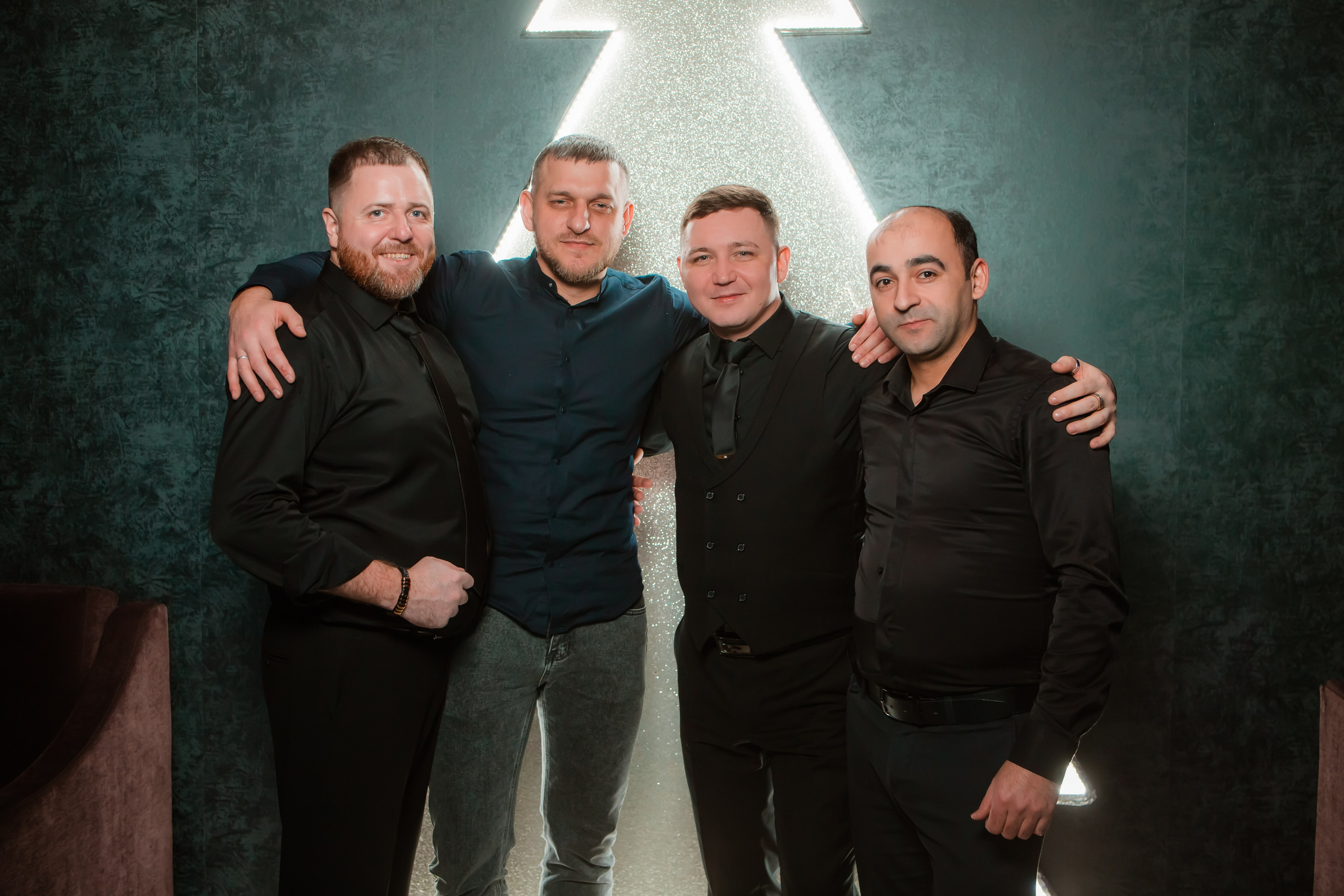 День Рождение Рябинина Ивана. Репортажный фотограф Василий Сазонов в Нижневартовске