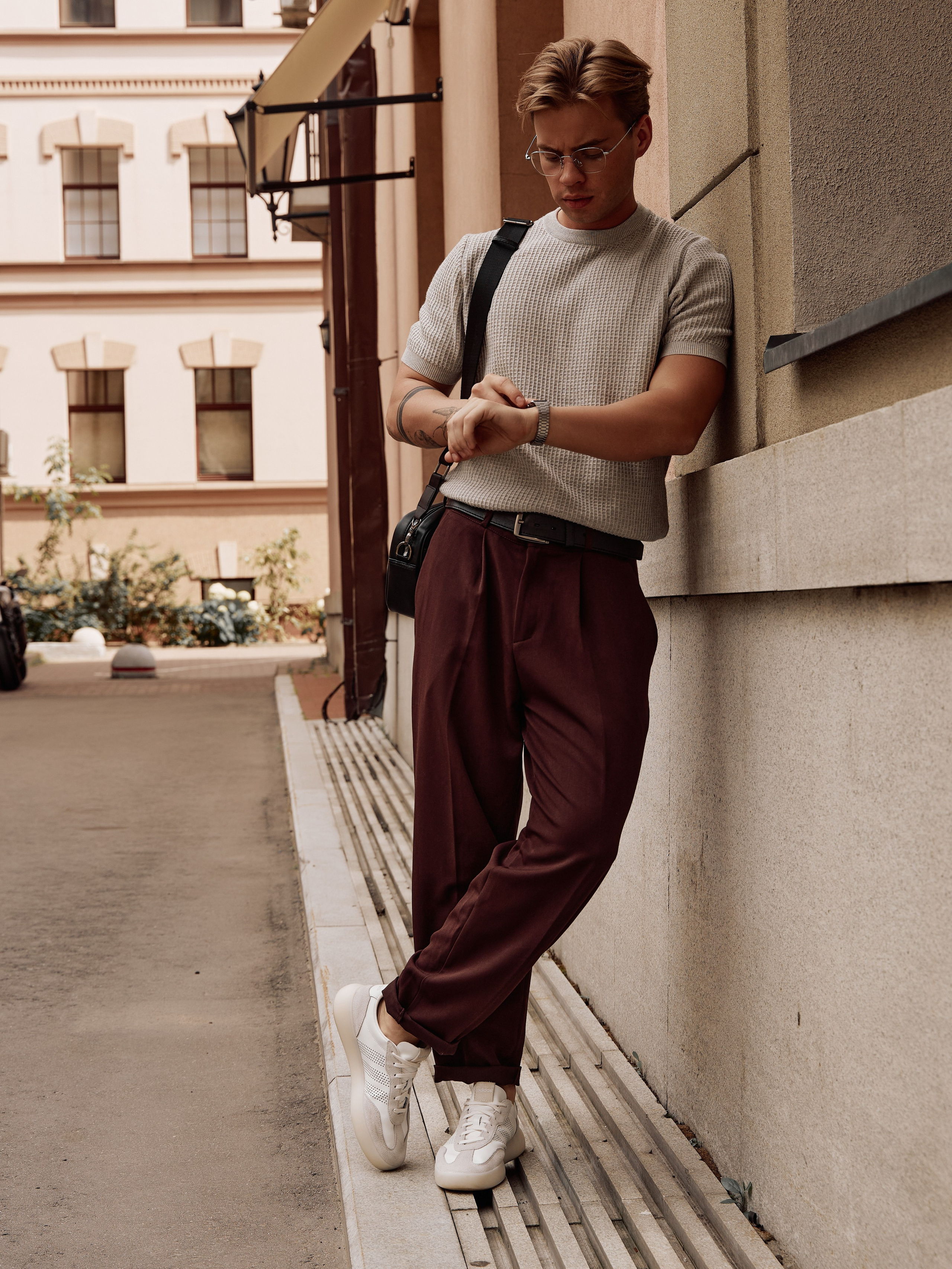 Футболки. Фотограф для маркетплейсов в Москве