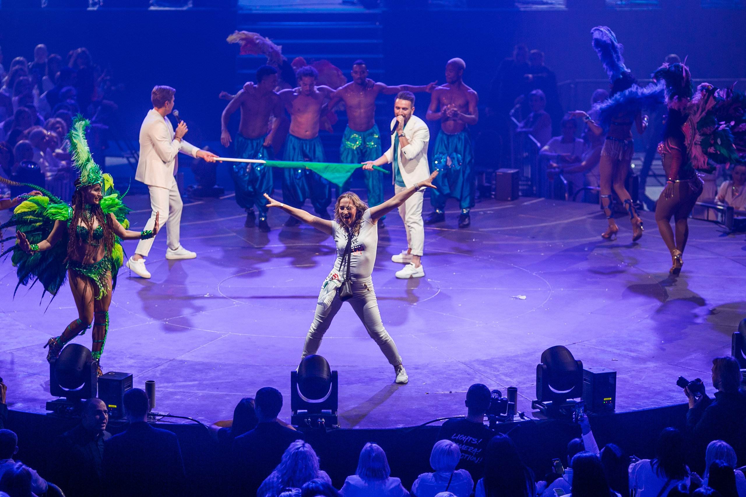 Фотосъемка корпоратива «Ночь парикмахера 2022» для компании CD. Репортажный фотограф Борис Геер