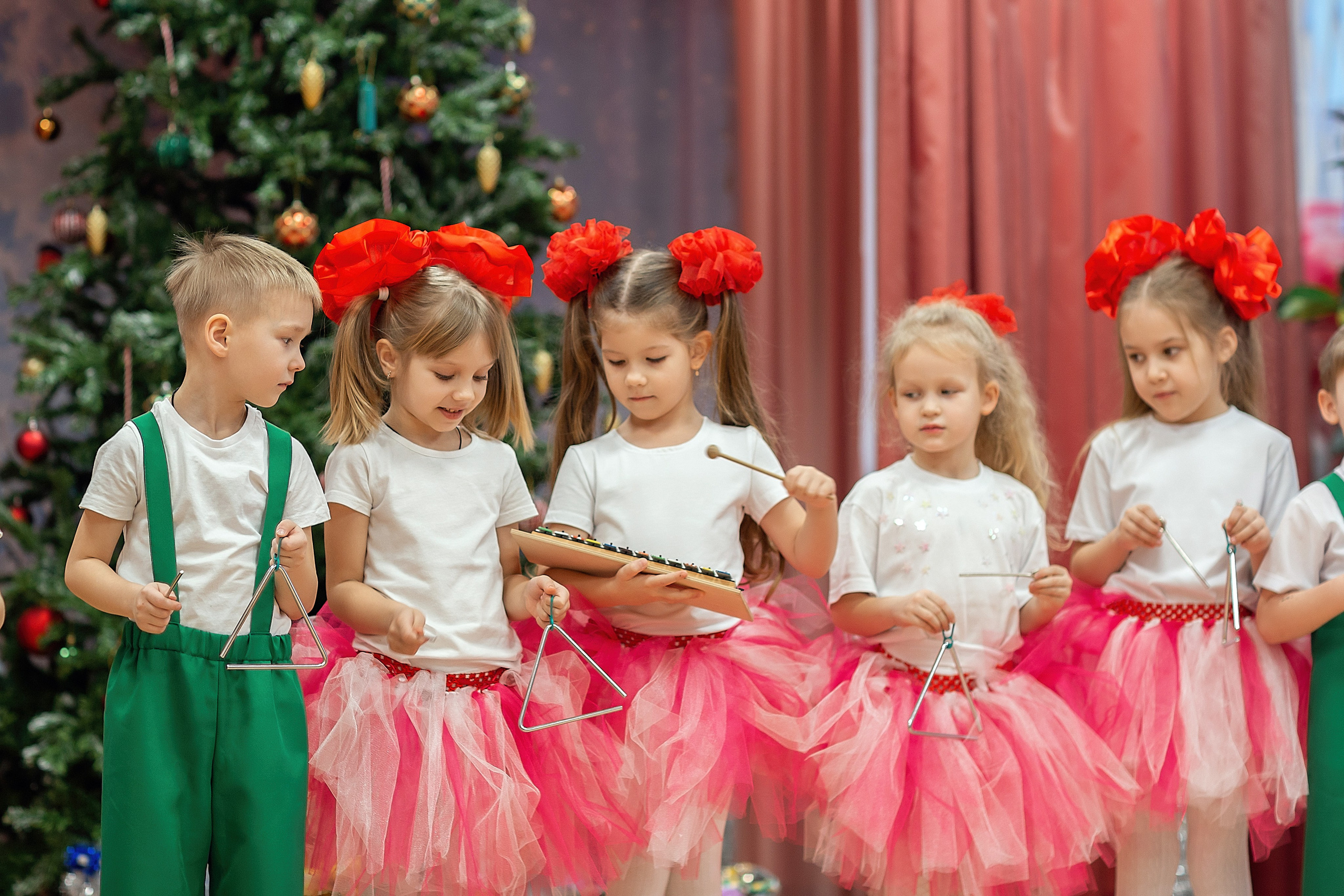 Утренник_"Карамельная фабрика» 2024. Семейный фотограф в Санкт-Петербурге