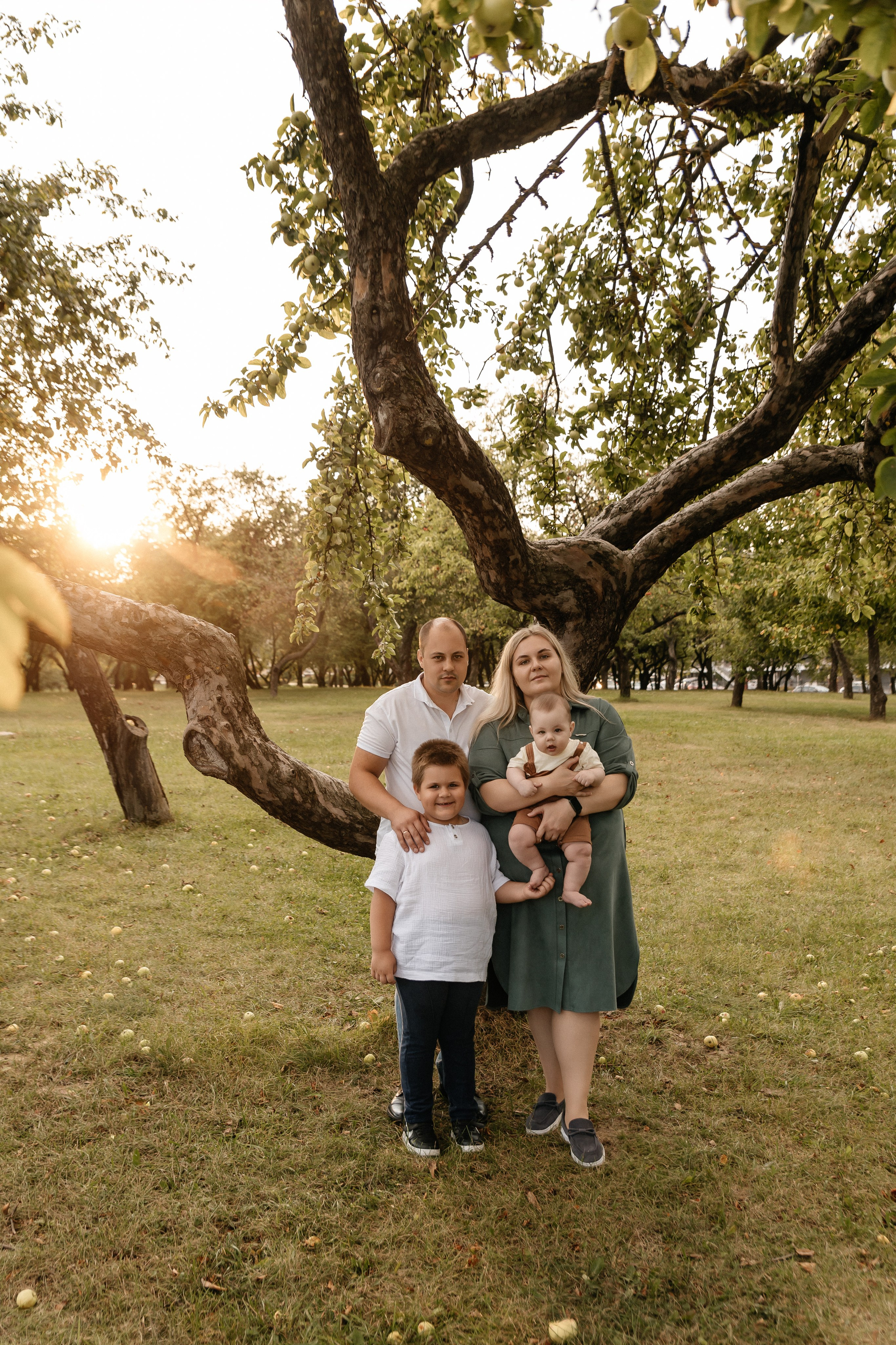 Ксения, Виталий, Артем и Максим. Семейный фотограф Минск Усова Ольга