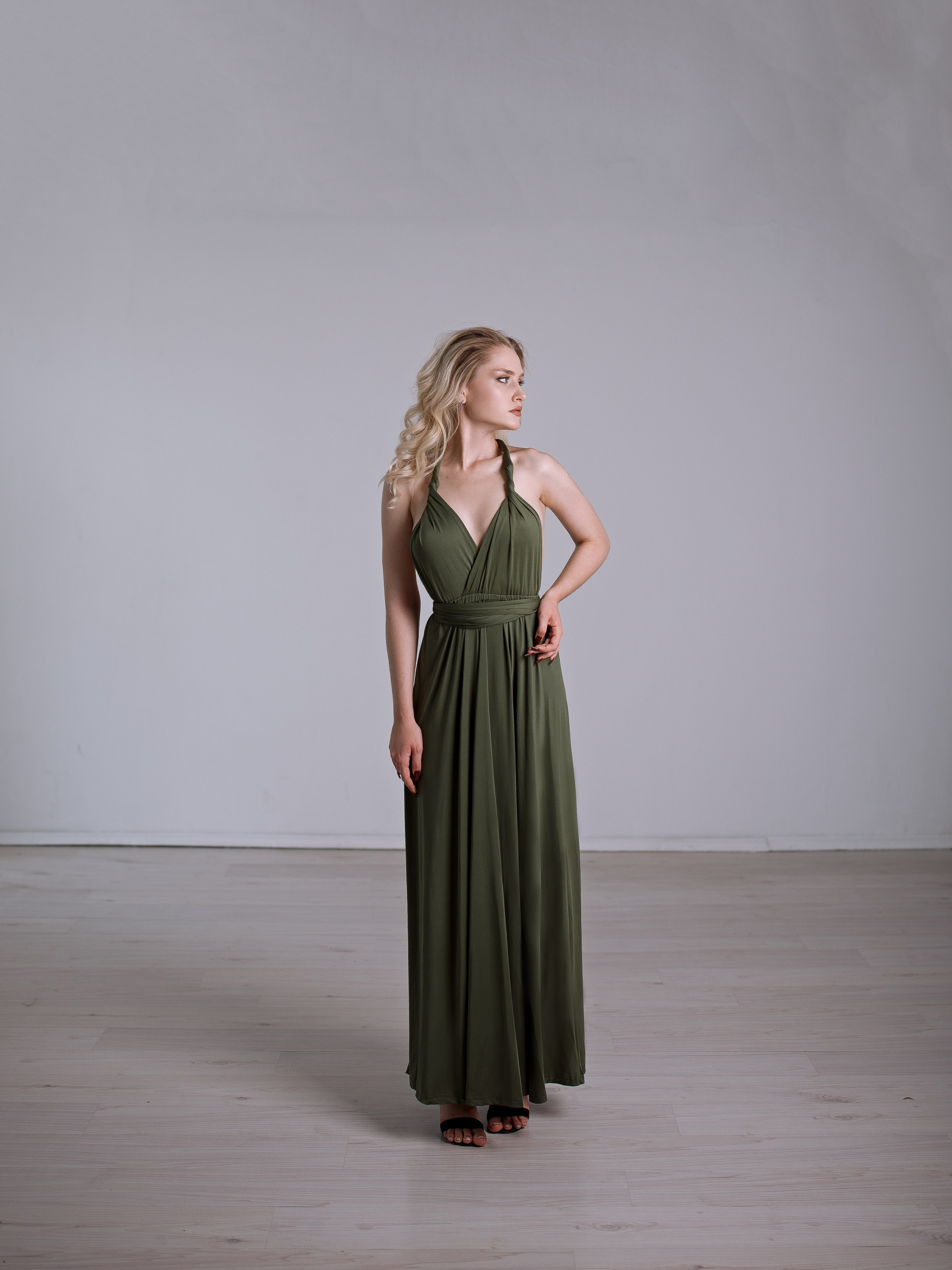 Прокат темно-зеленого платья на фотосессию в Севастополе