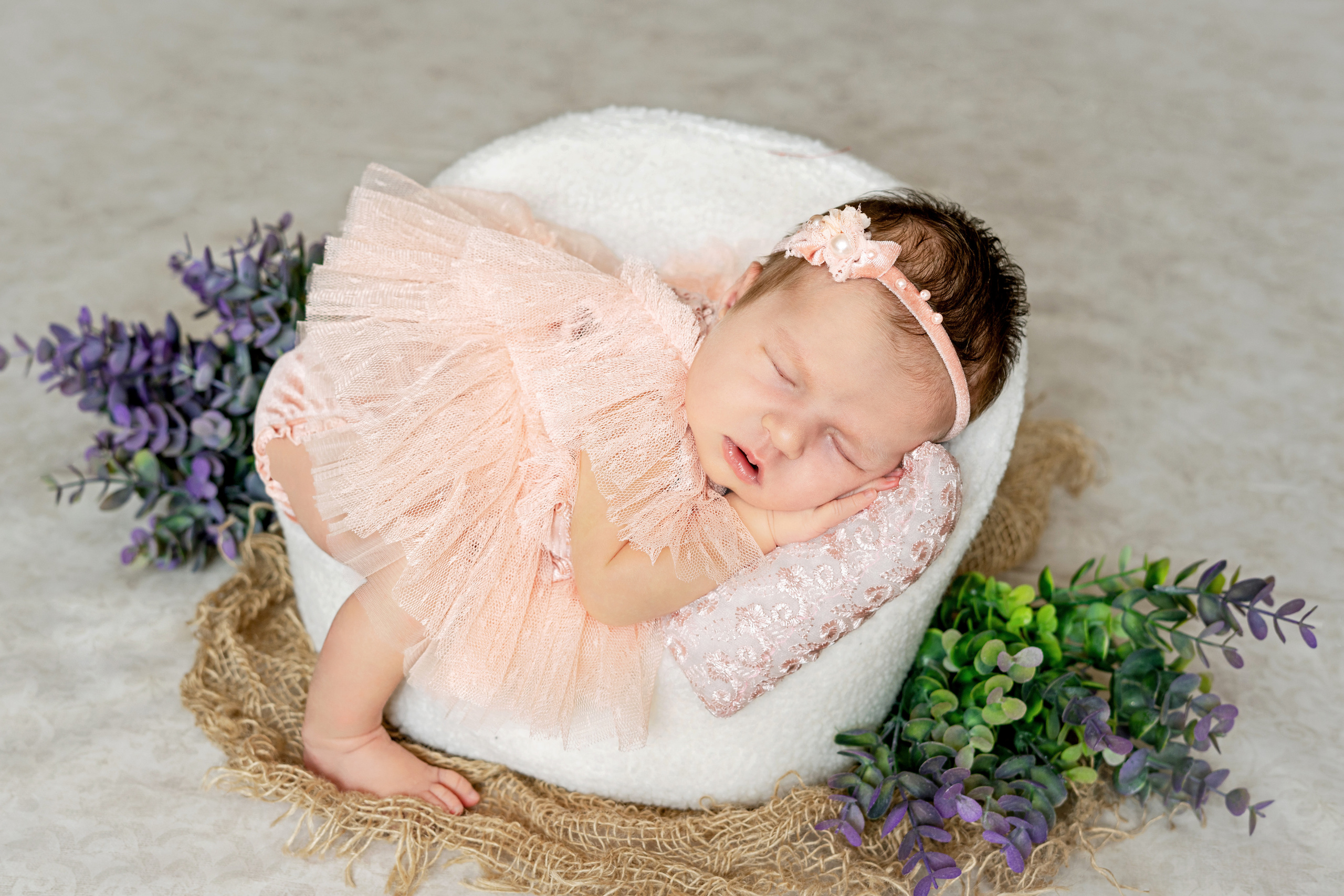 Новорожденные. Фотограф новорожденных Тюмень