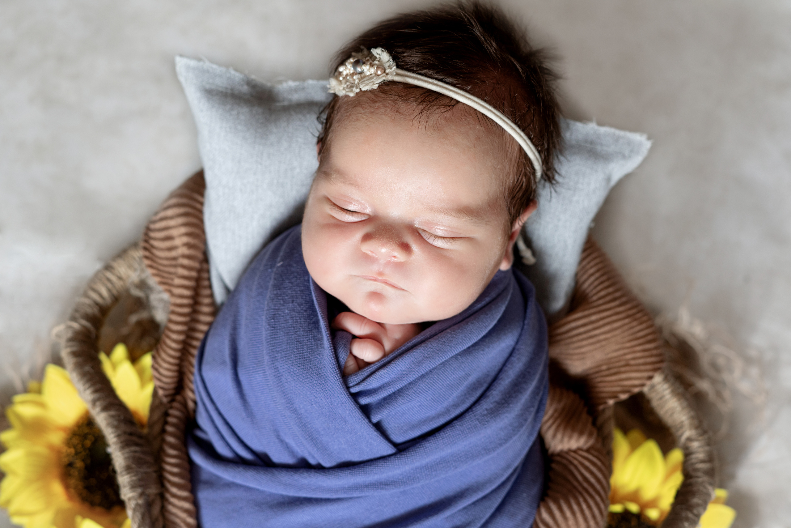 Новорожденные. Фотограф новорожденных Тюмень