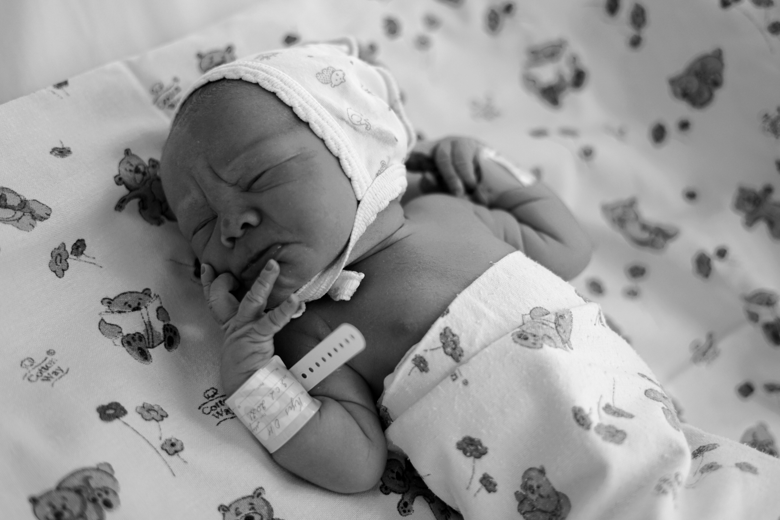 Роды. Фотограф новорожденных Тюмень