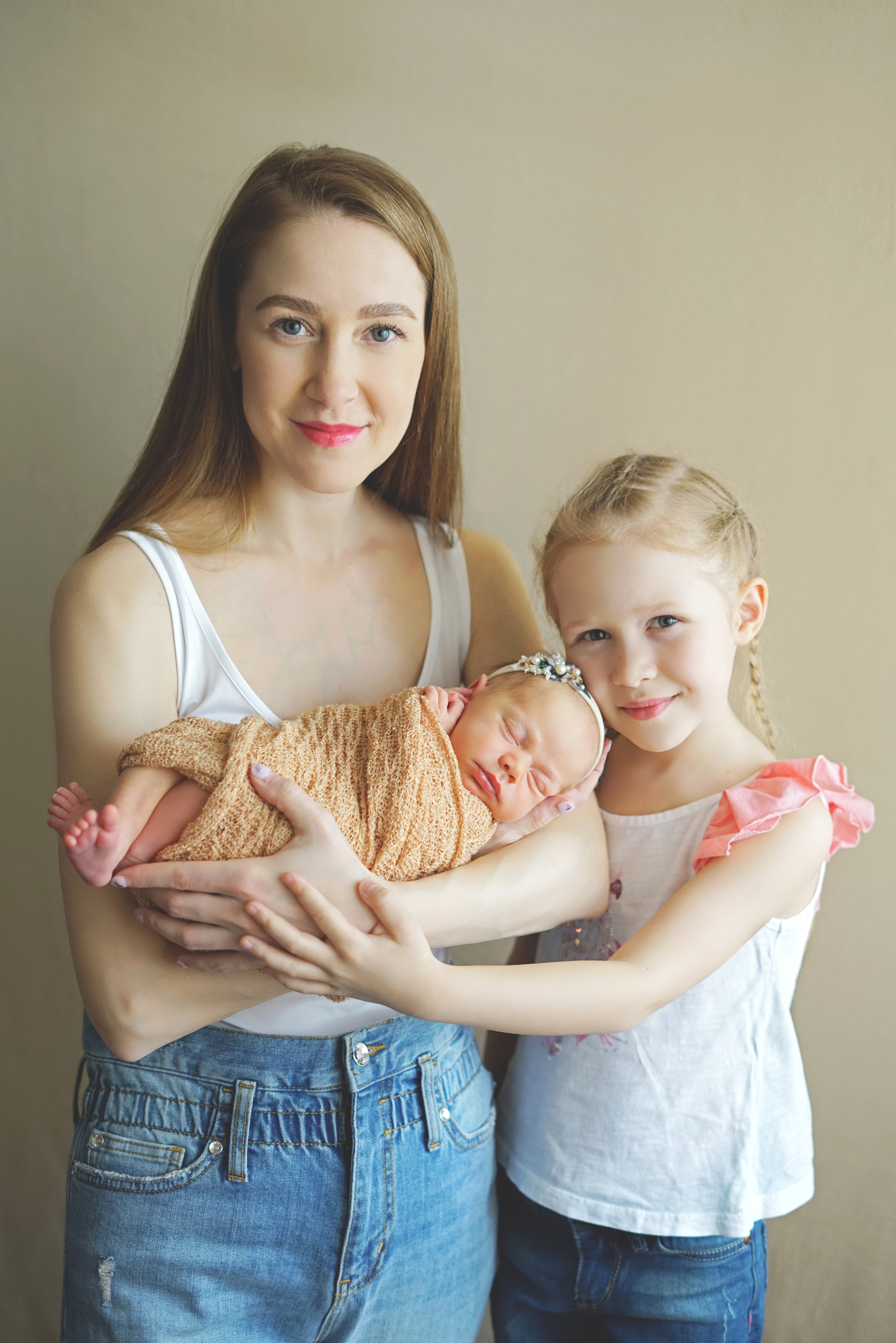 Новорожденные. Фотограф новорожденных Тюмень