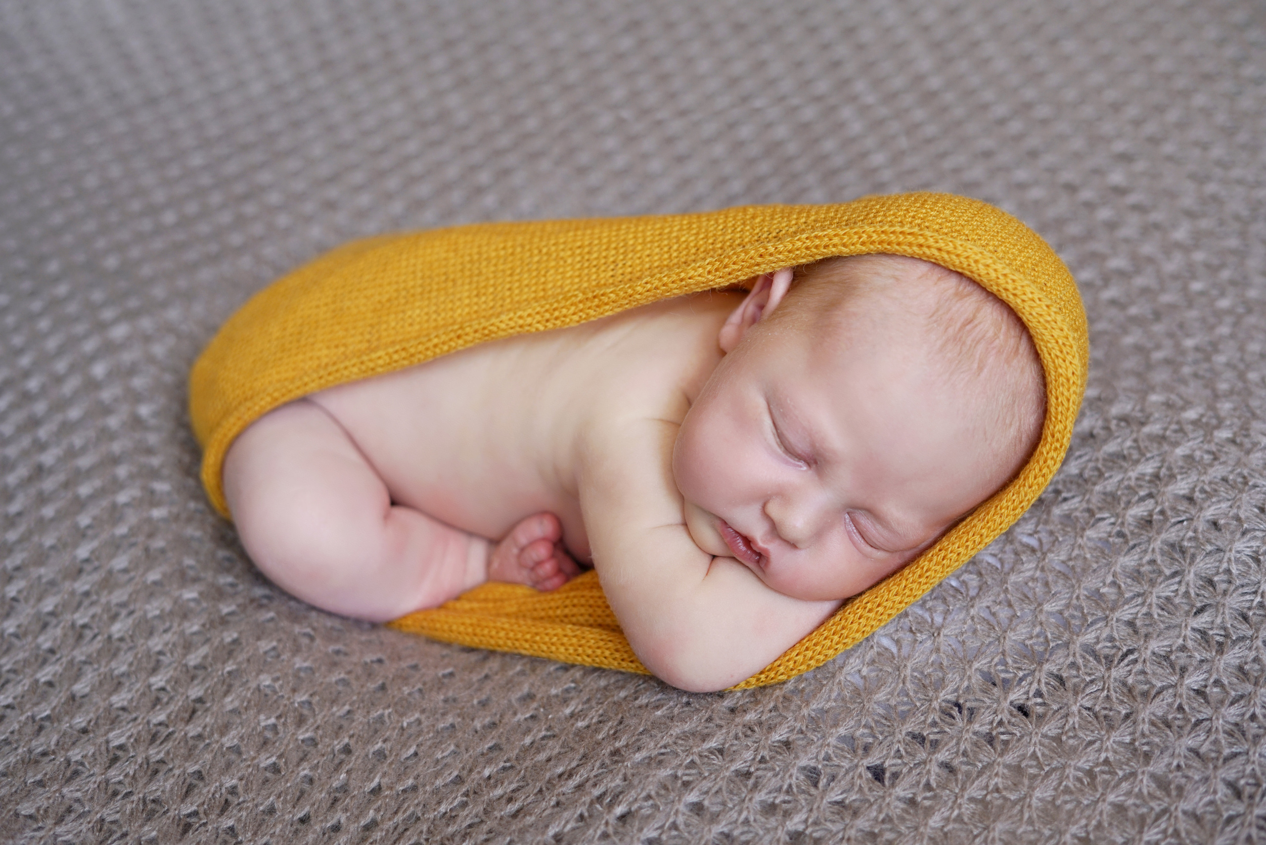 Новорожденные. Фотограф новорожденных Тюмень