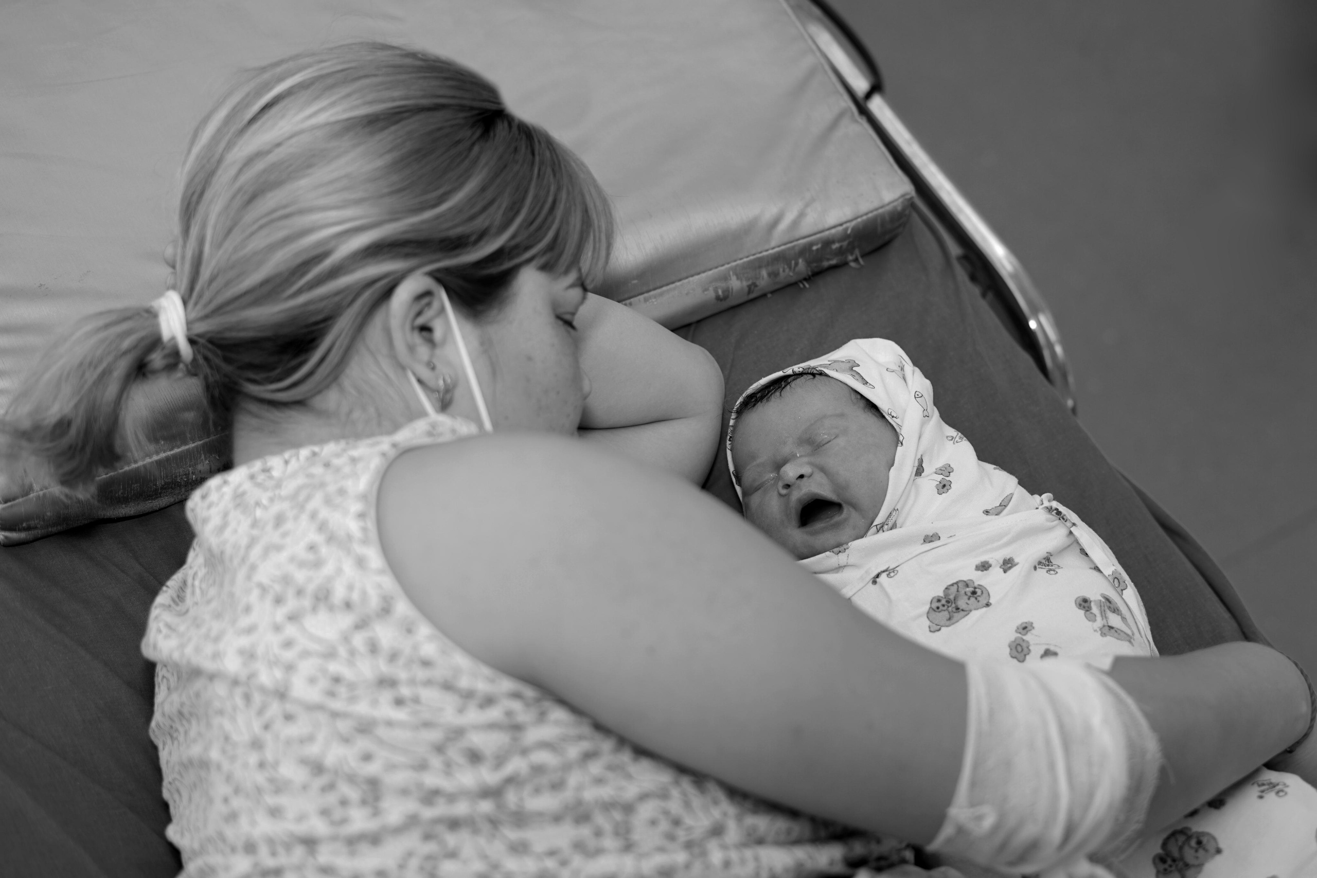 Роды. Фотограф новорожденных Тюмень