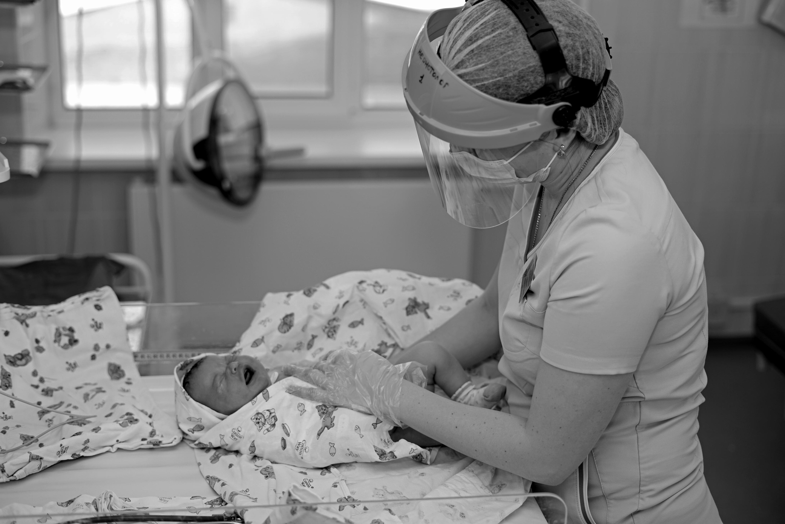 Роды. Фотограф новорожденных Тюмень