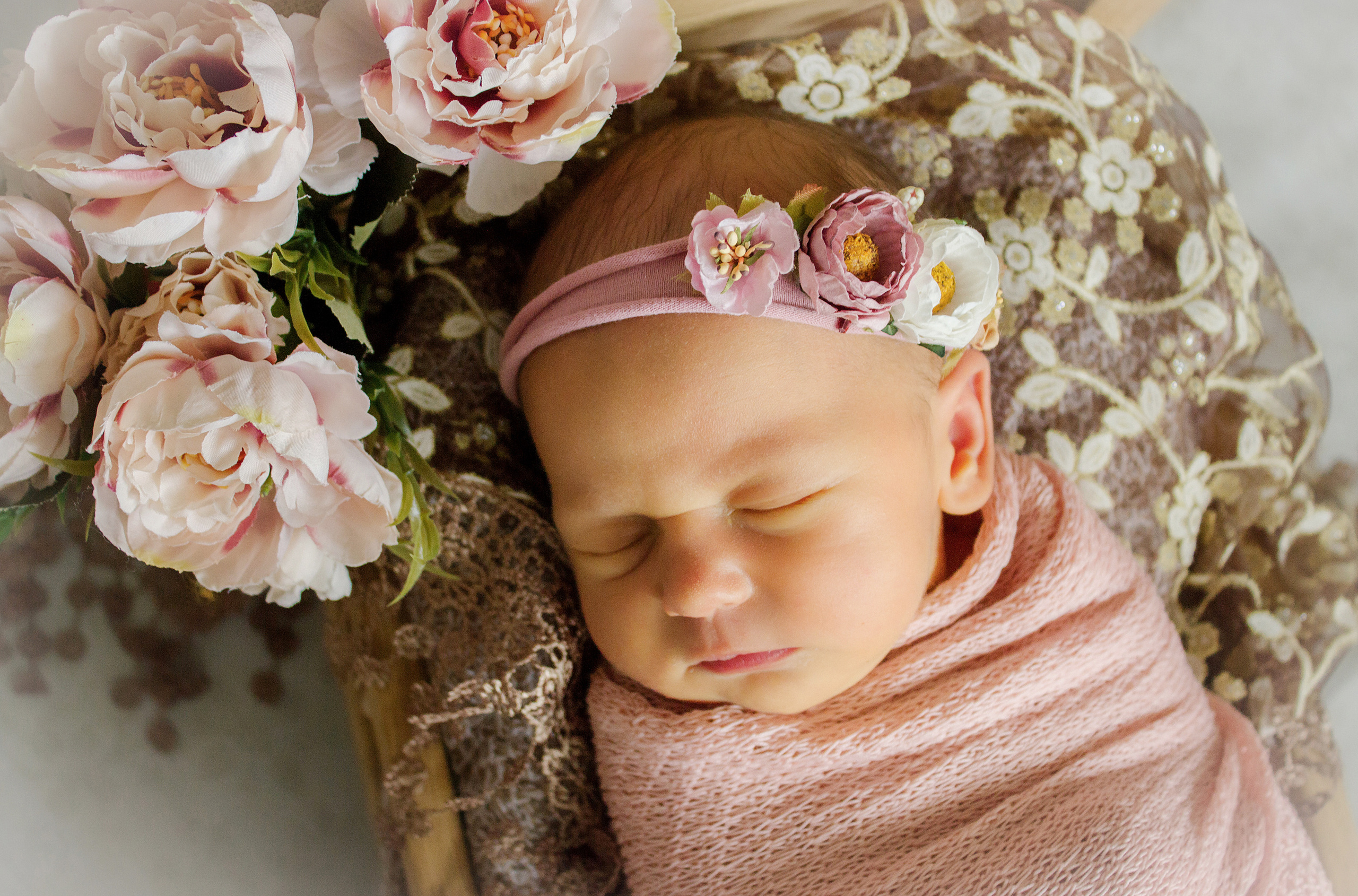 Новорожденные. Фотограф новорожденных Тюмень