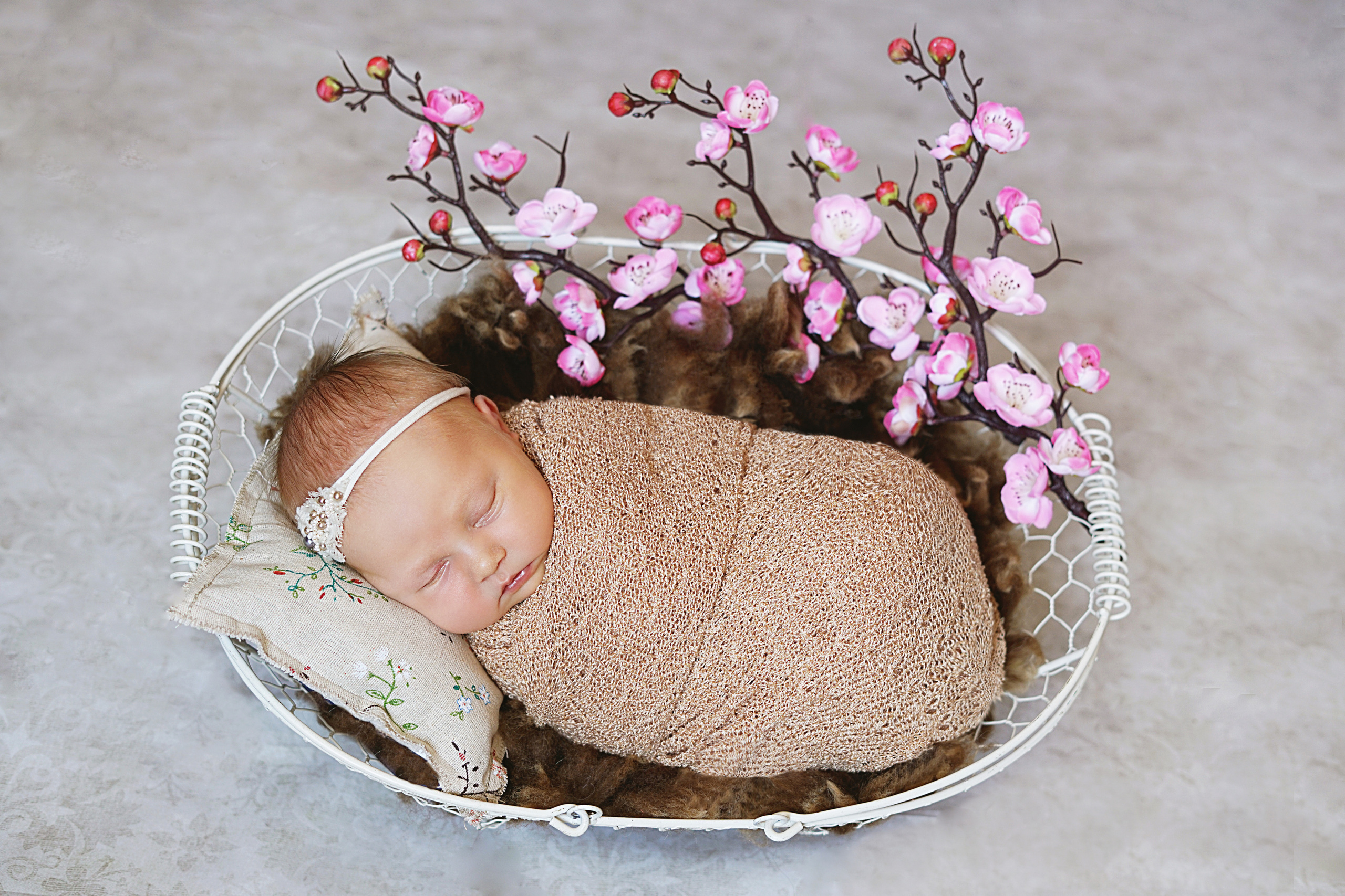 Новорожденные. Фотограф новорожденных Тюмень