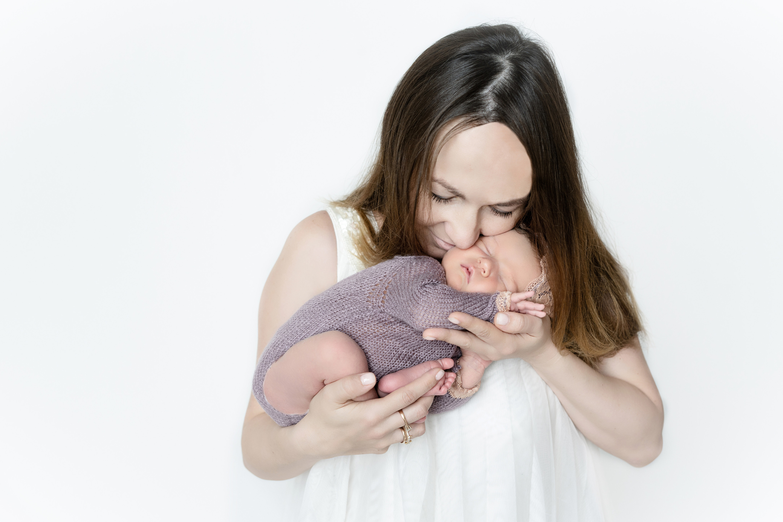 Новорожденные. Фотограф новорожденных Тюмень