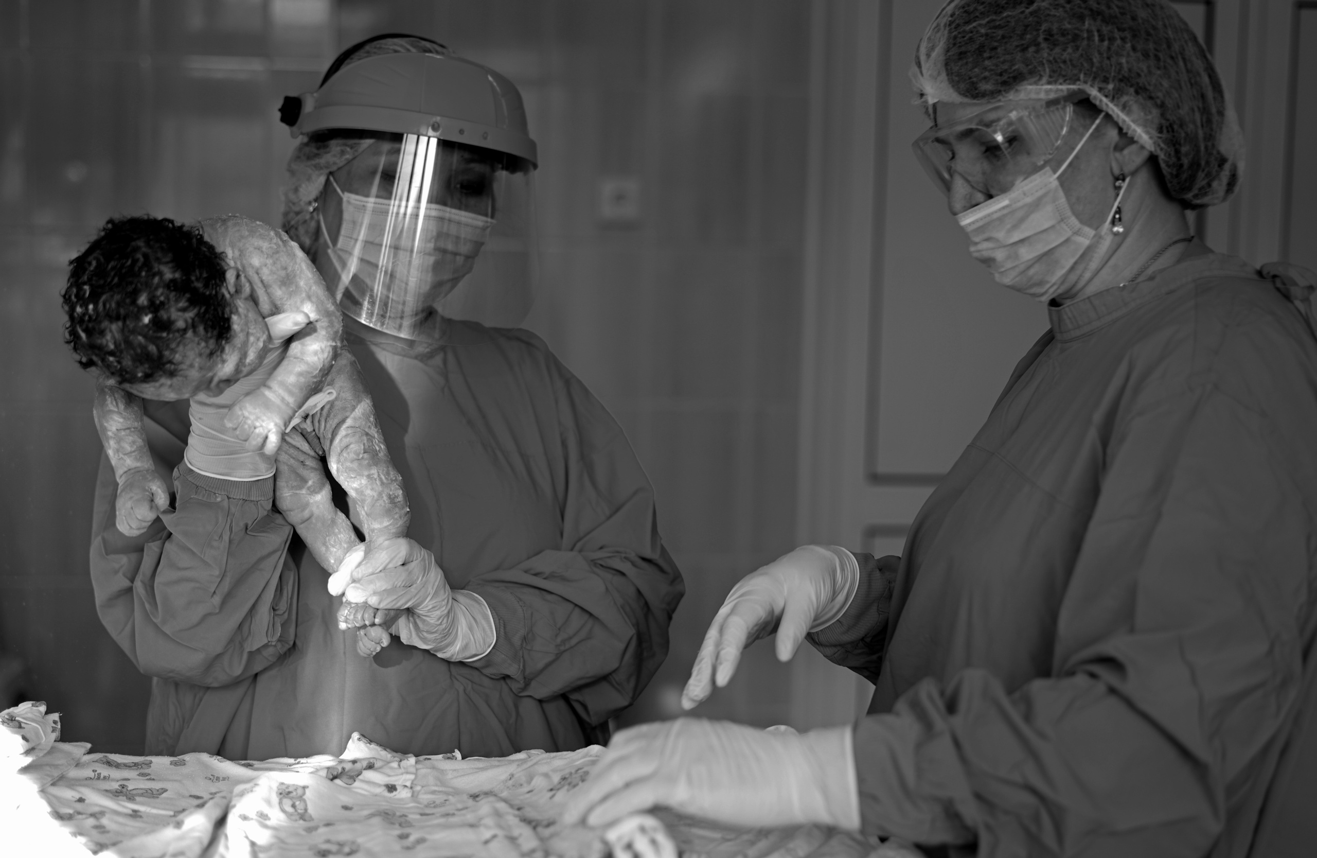 Роды. Фотограф новорожденных Тюмень