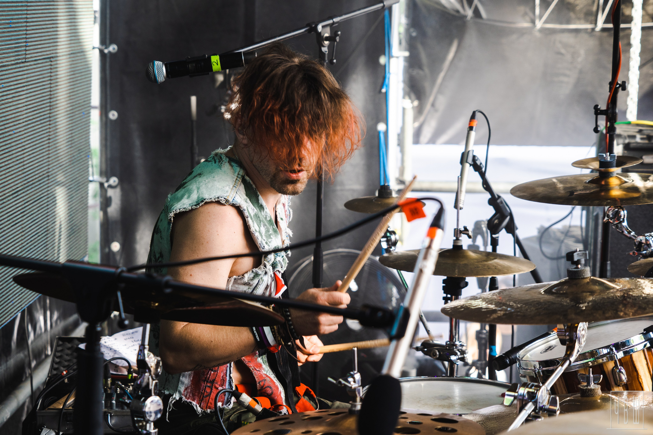 Живой! 2025, День Второй. Человек в Шляпе