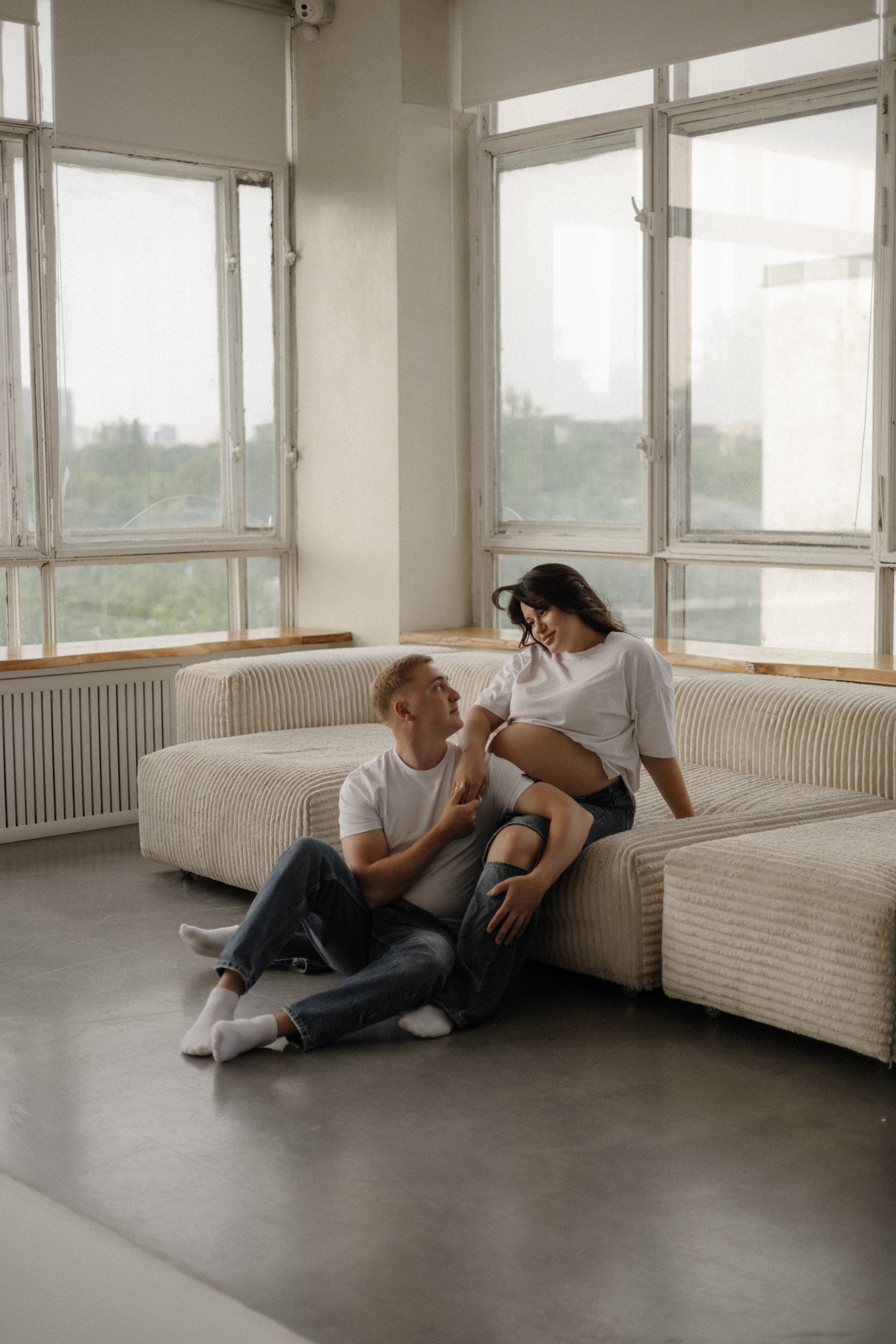 Екатерина и Артем фотосессия в студии. Свадебный и портретный фотограф в Москве Анастасия Масюк