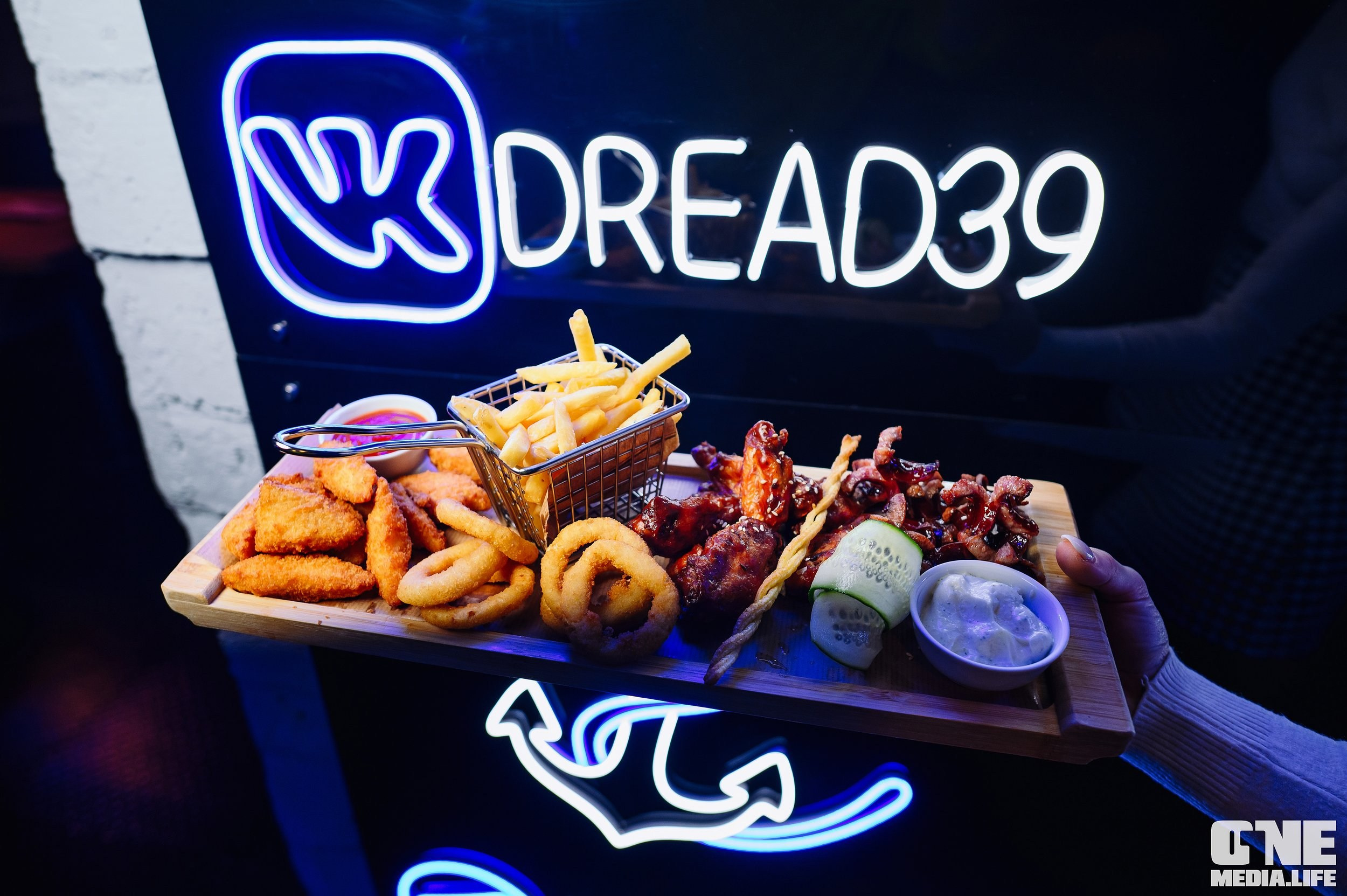 Квиз в баре Dreadnought. One Media Life: фоторепортажи, фотоотчеты с мероприятий и заведений