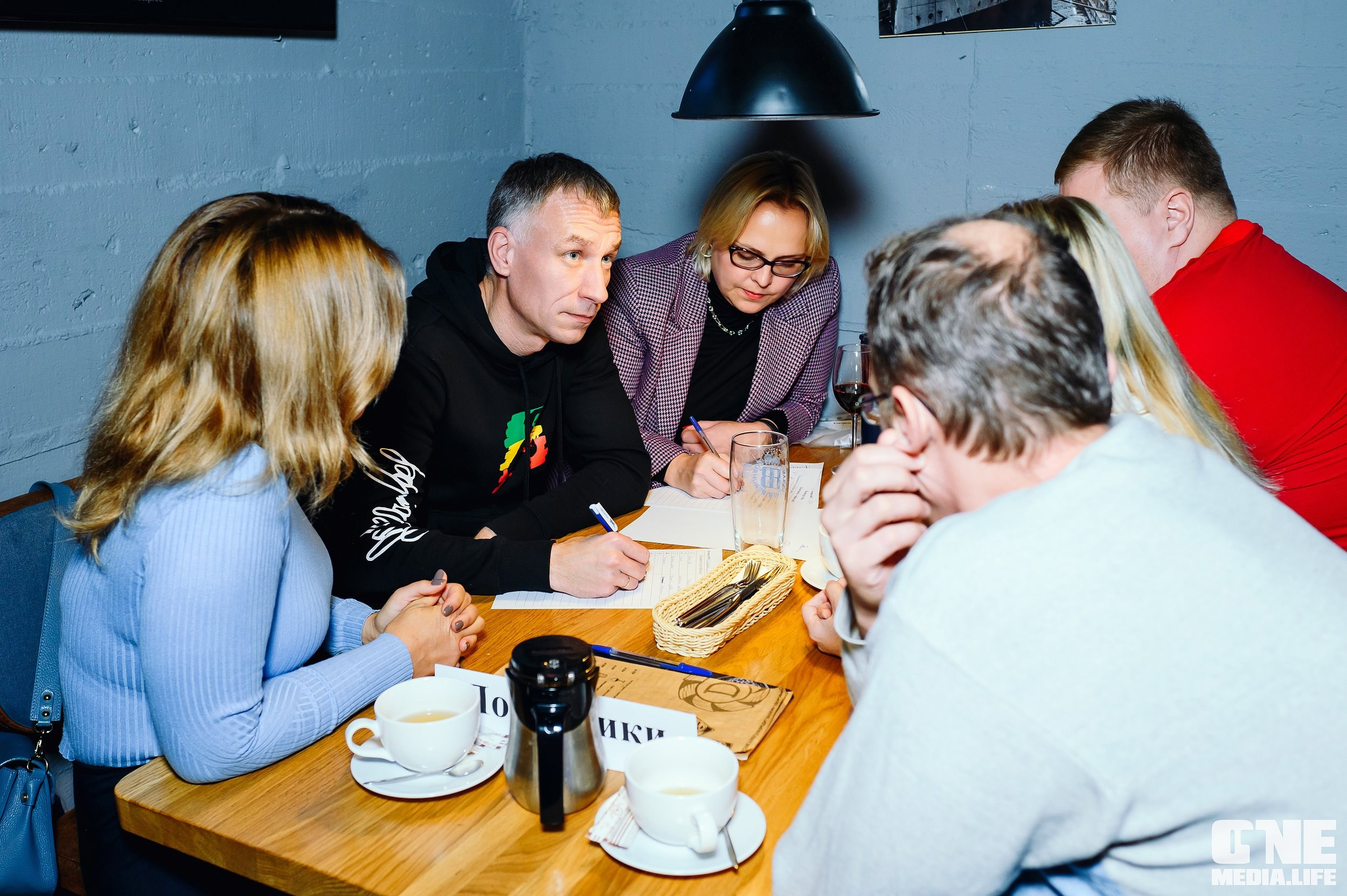 Квиз в баре Dreadnought. One Media Life: фоторепортажи, фотоотчеты с мероприятий и заведений